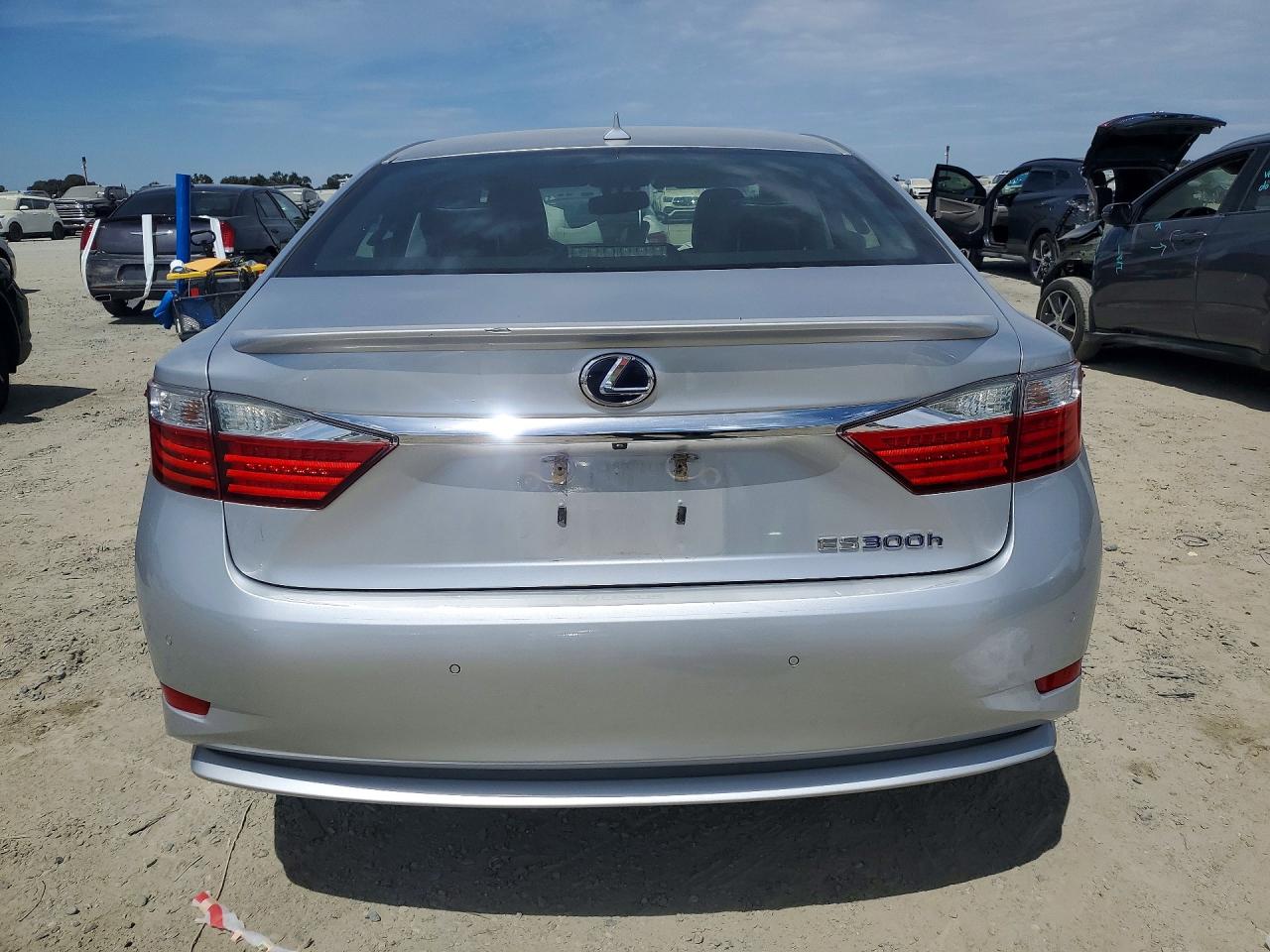 2013 Lexus Es 300h Silver vin: JTHBW1GG7D2038544