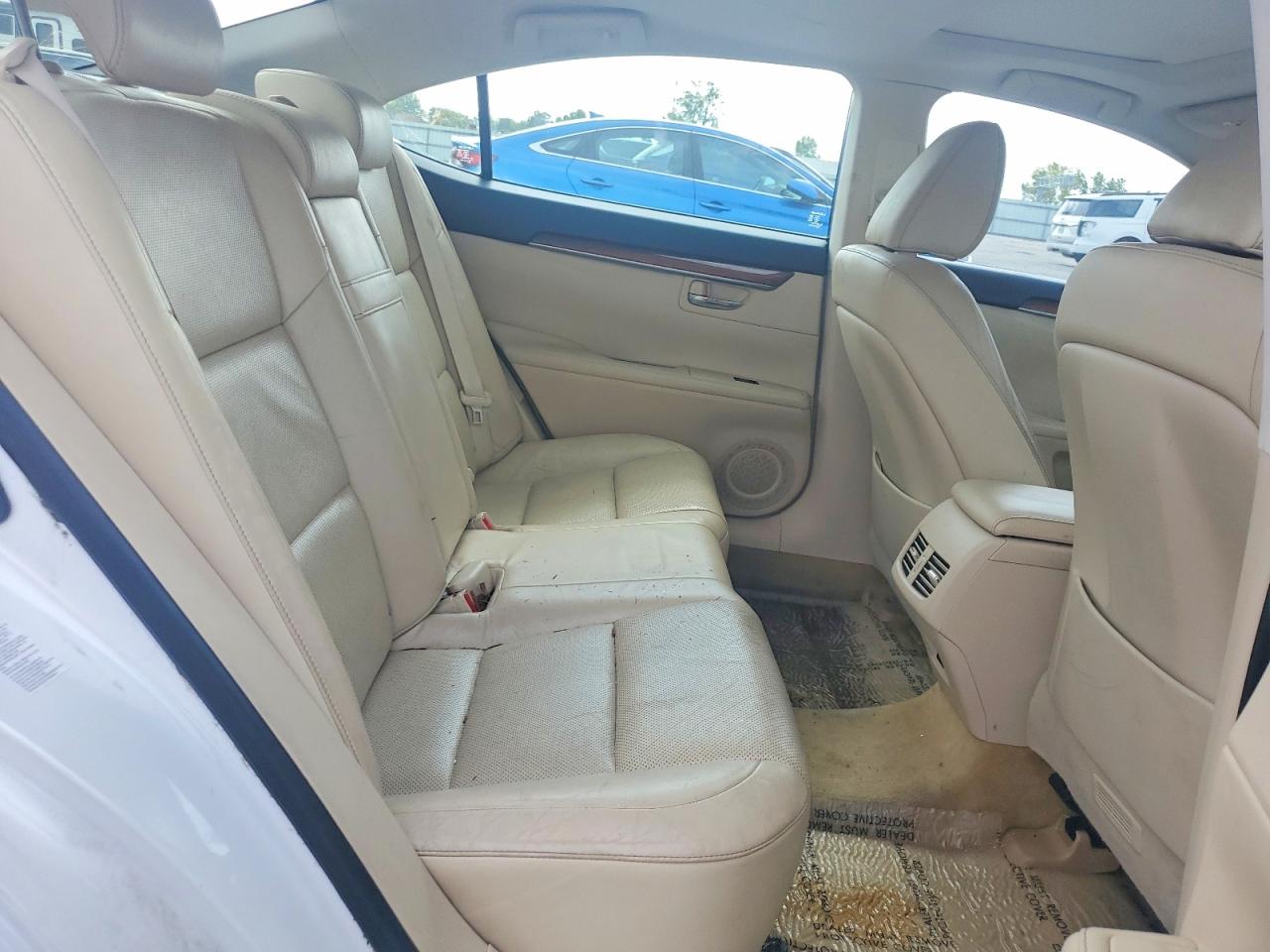 2014 Lexus Es 300h White vin: JTHBW1GG7E2045415