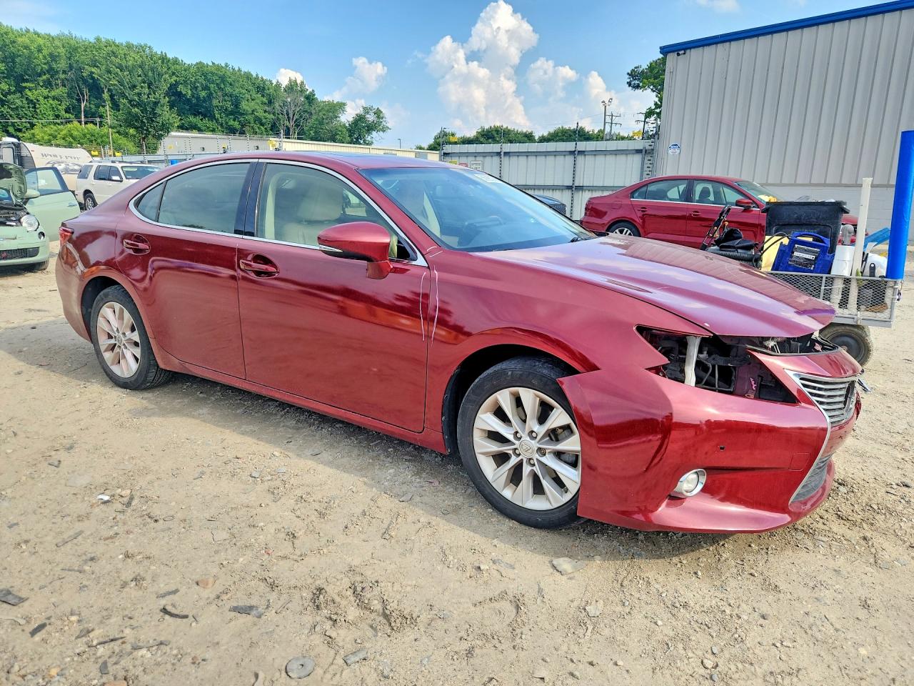 2014 Lexus Es 300h Red vin: JTHBW1GG7E2070895