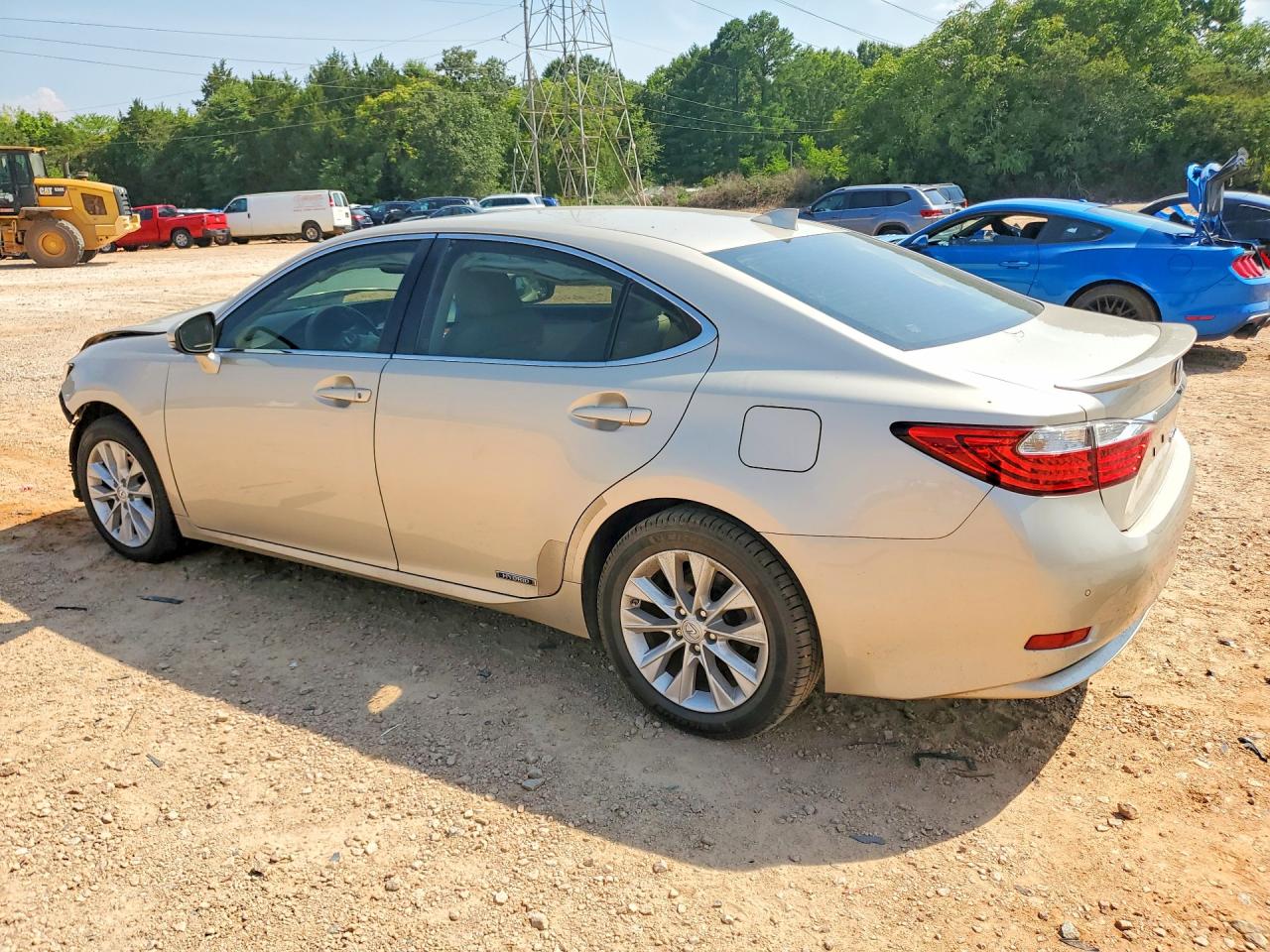 2015 Lexus Es 300h Gold vin: JTHBW1GG7F2077489