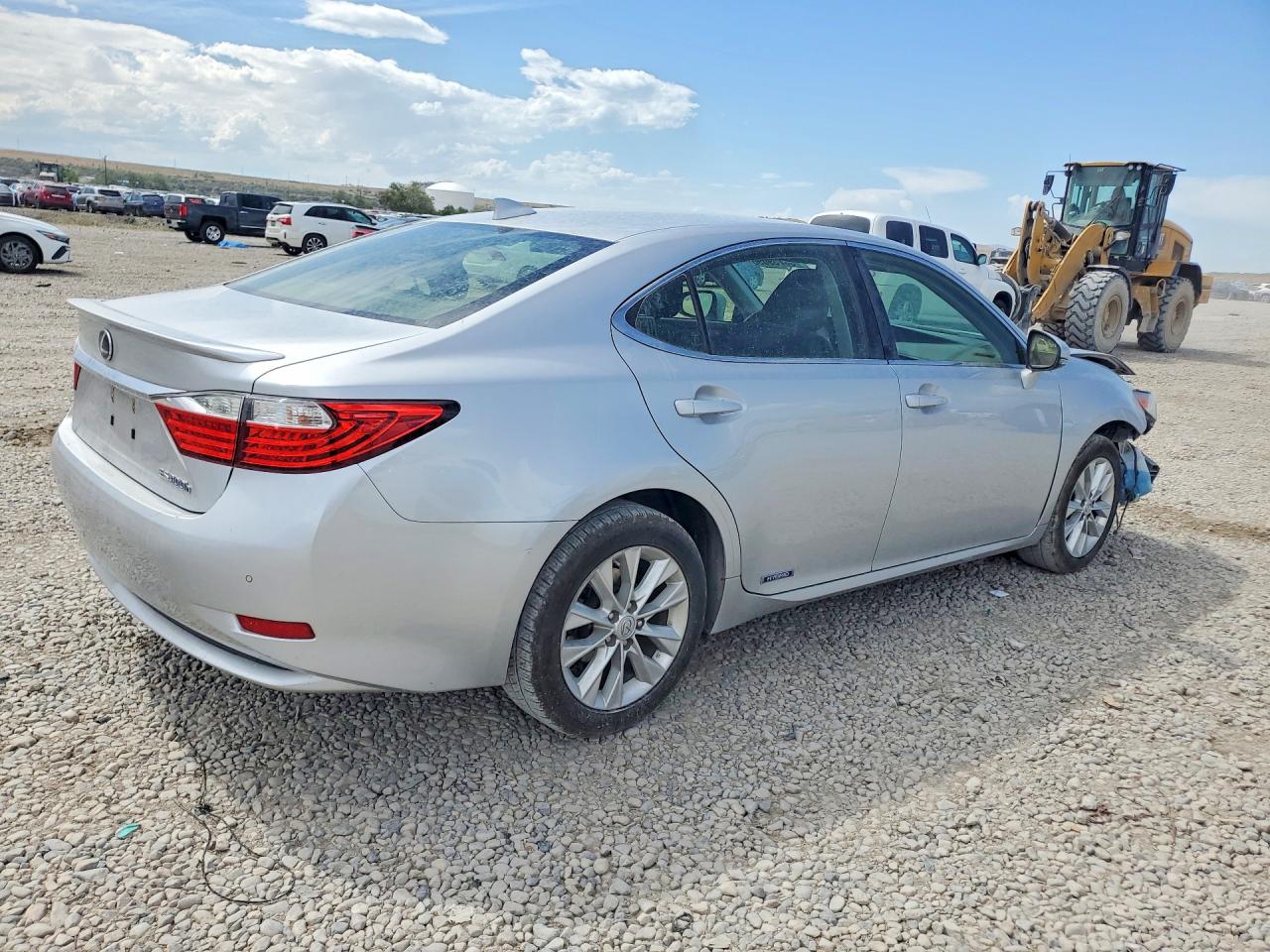 2015 Lexus Es 300h Silver vin: JTHBW1GG7F2079694