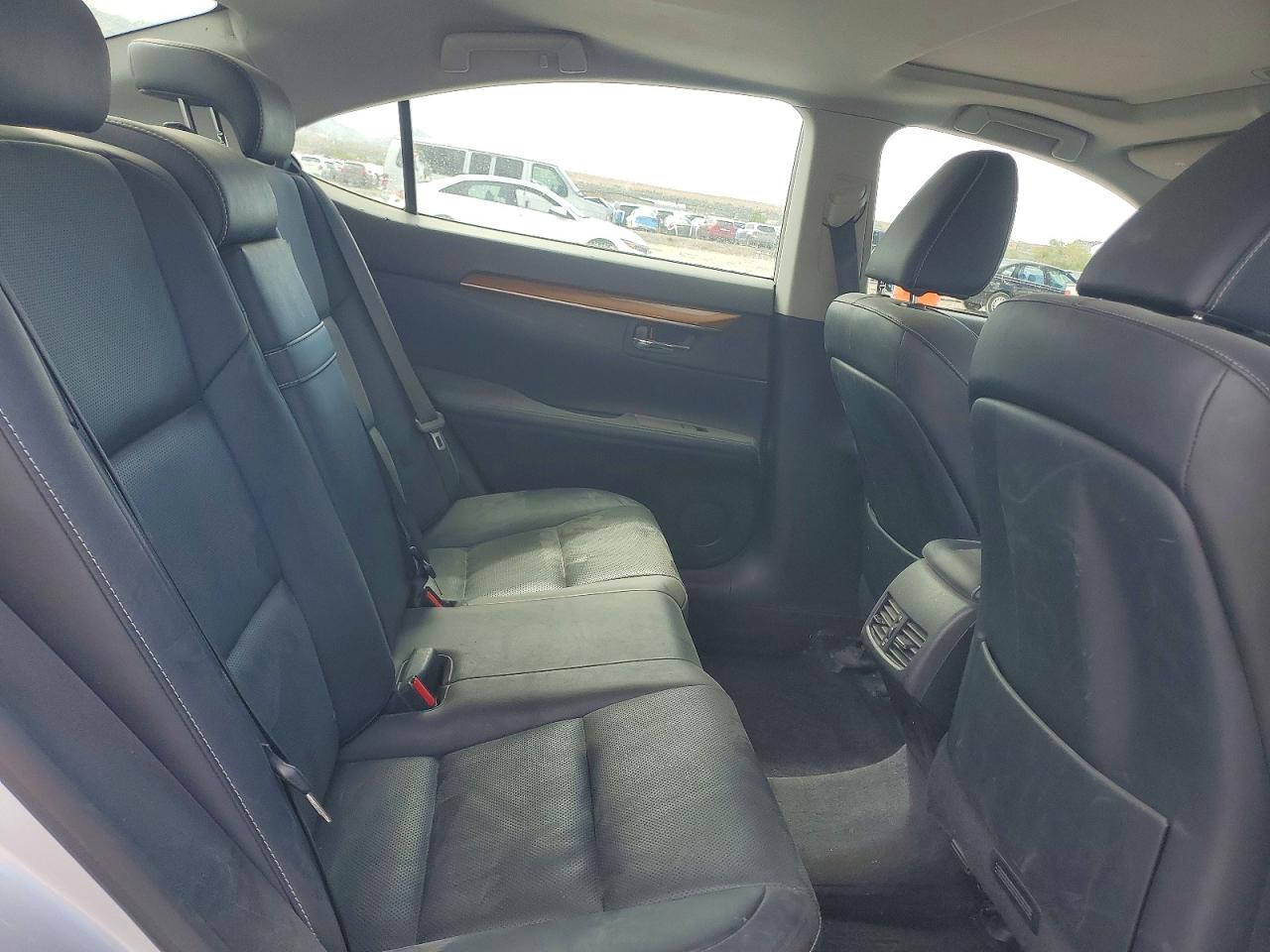 2015 Lexus Es 300h Silver vin: JTHBW1GG7F2079694