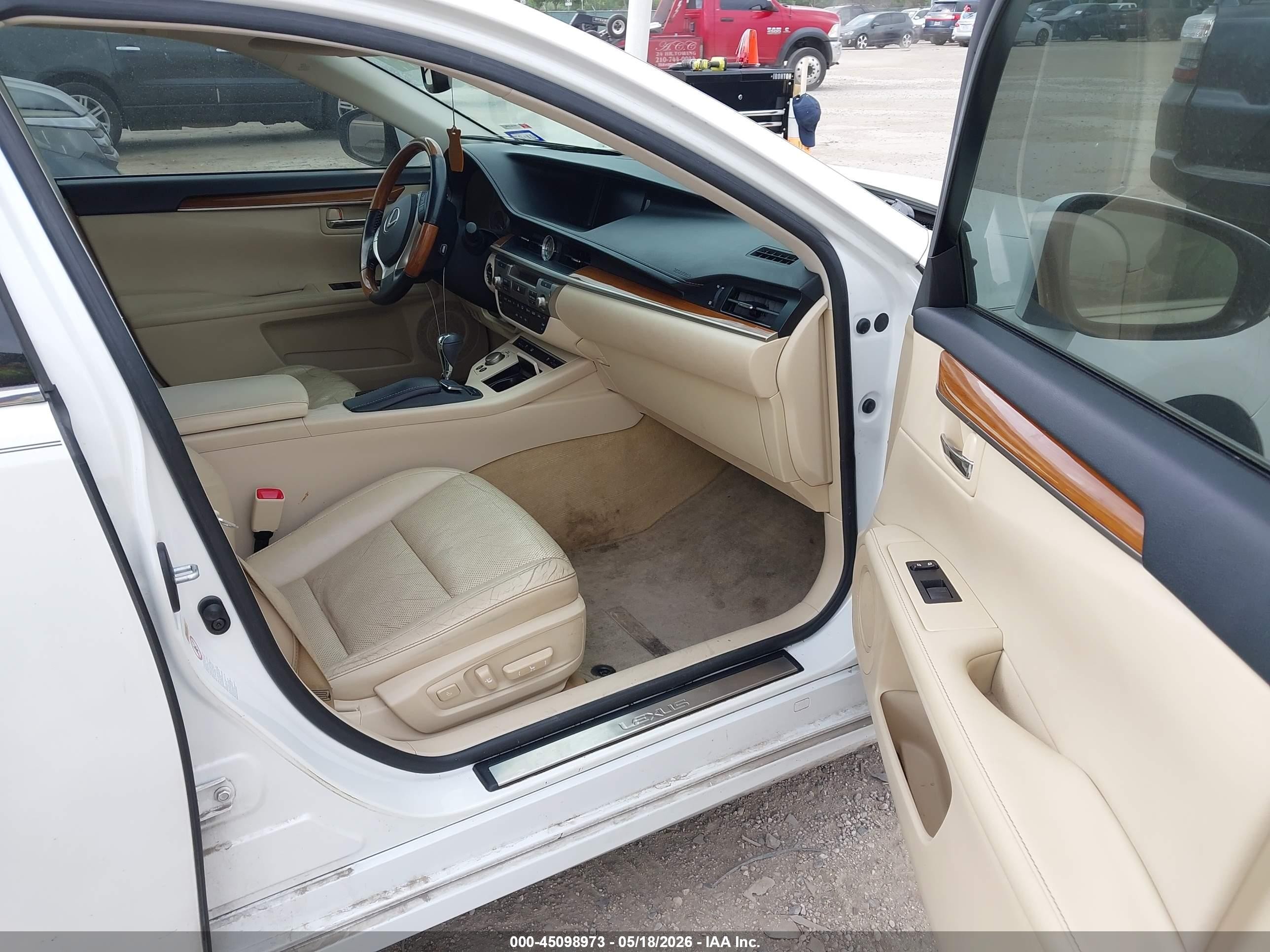 2015 Lexus Es 300h White vin: JTHBW1GG7F2095202