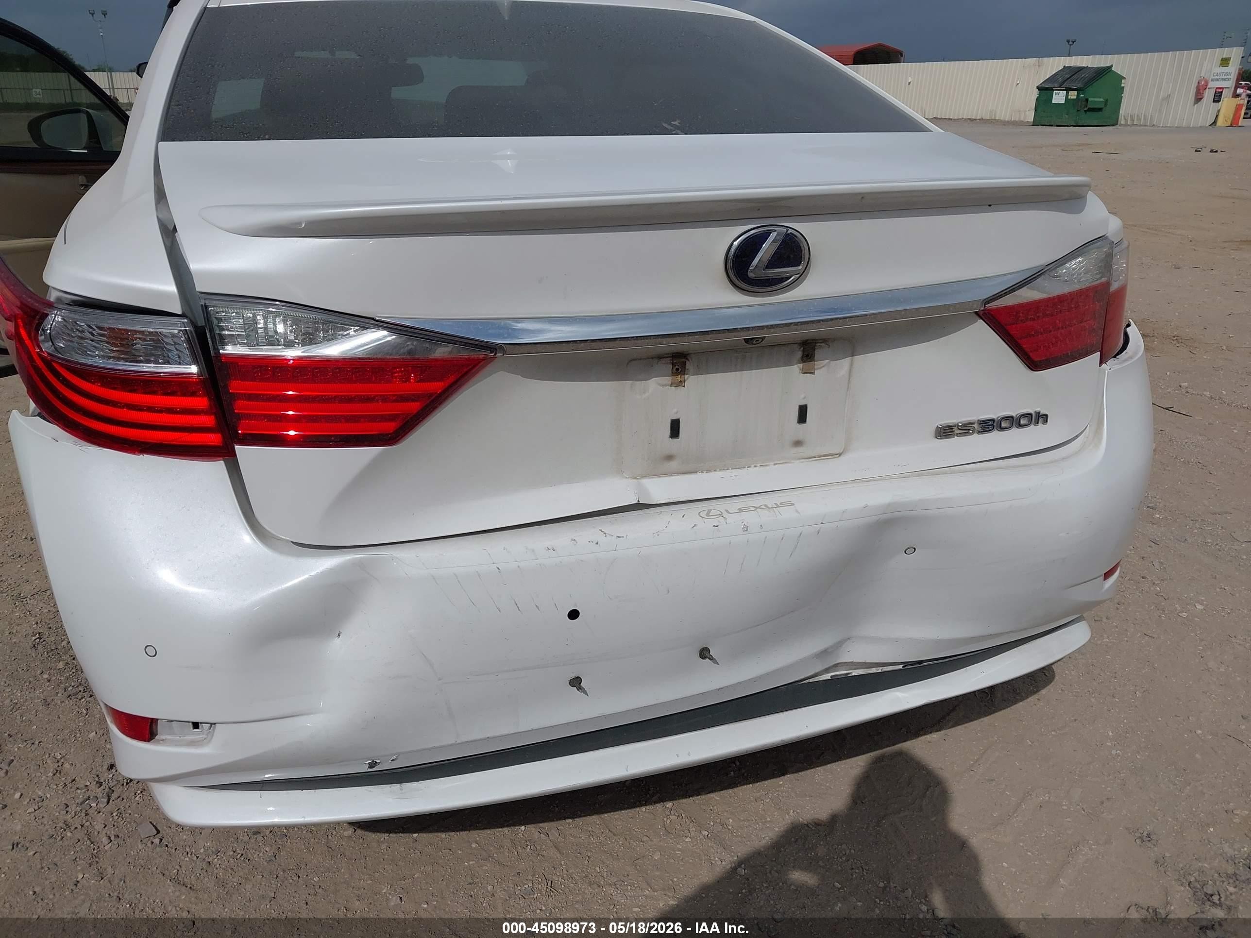 2015 Lexus Es 300h White vin: JTHBW1GG7F2095202