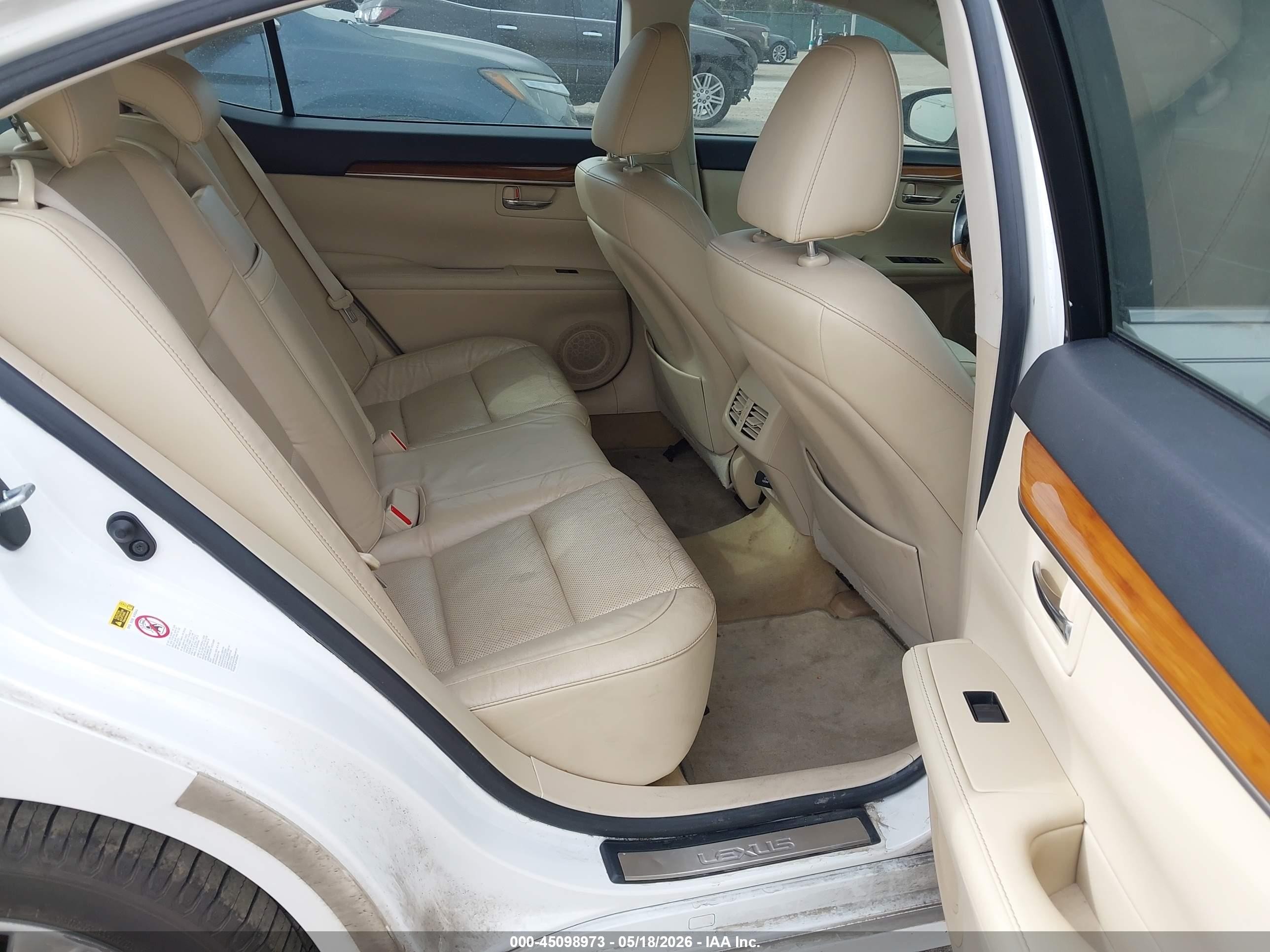 2015 Lexus Es 300h White vin: JTHBW1GG7F2095202