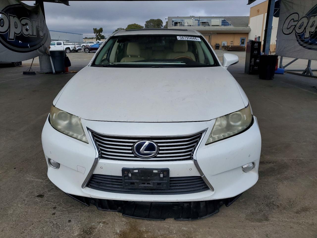 2013 Lexus Es 300h White vin: JTHBW1GG8D2023664
