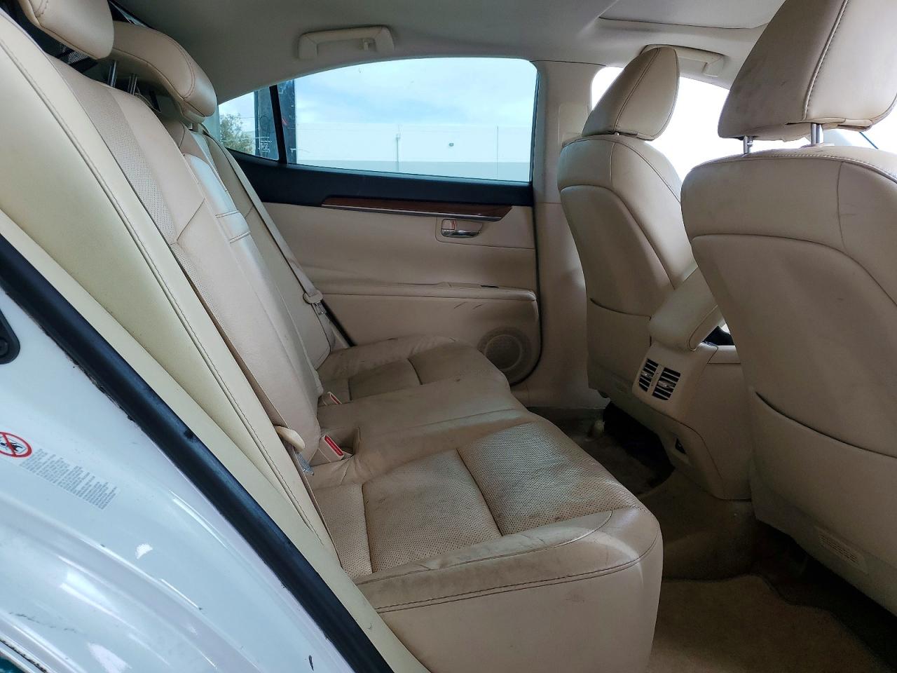2013 Lexus Es 300h White vin: JTHBW1GG8D2023664