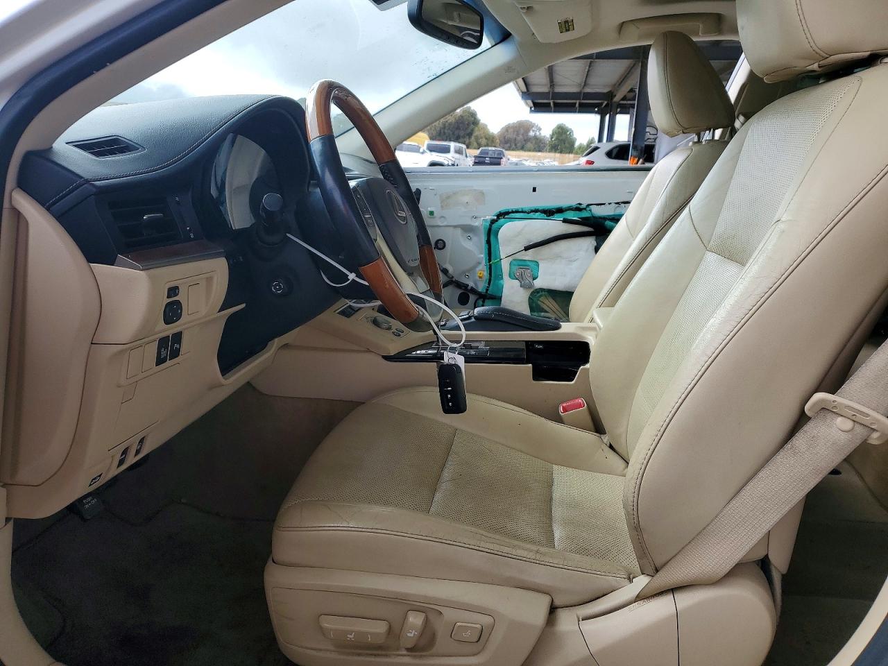 2013 Lexus Es 300h White vin: JTHBW1GG8D2023664