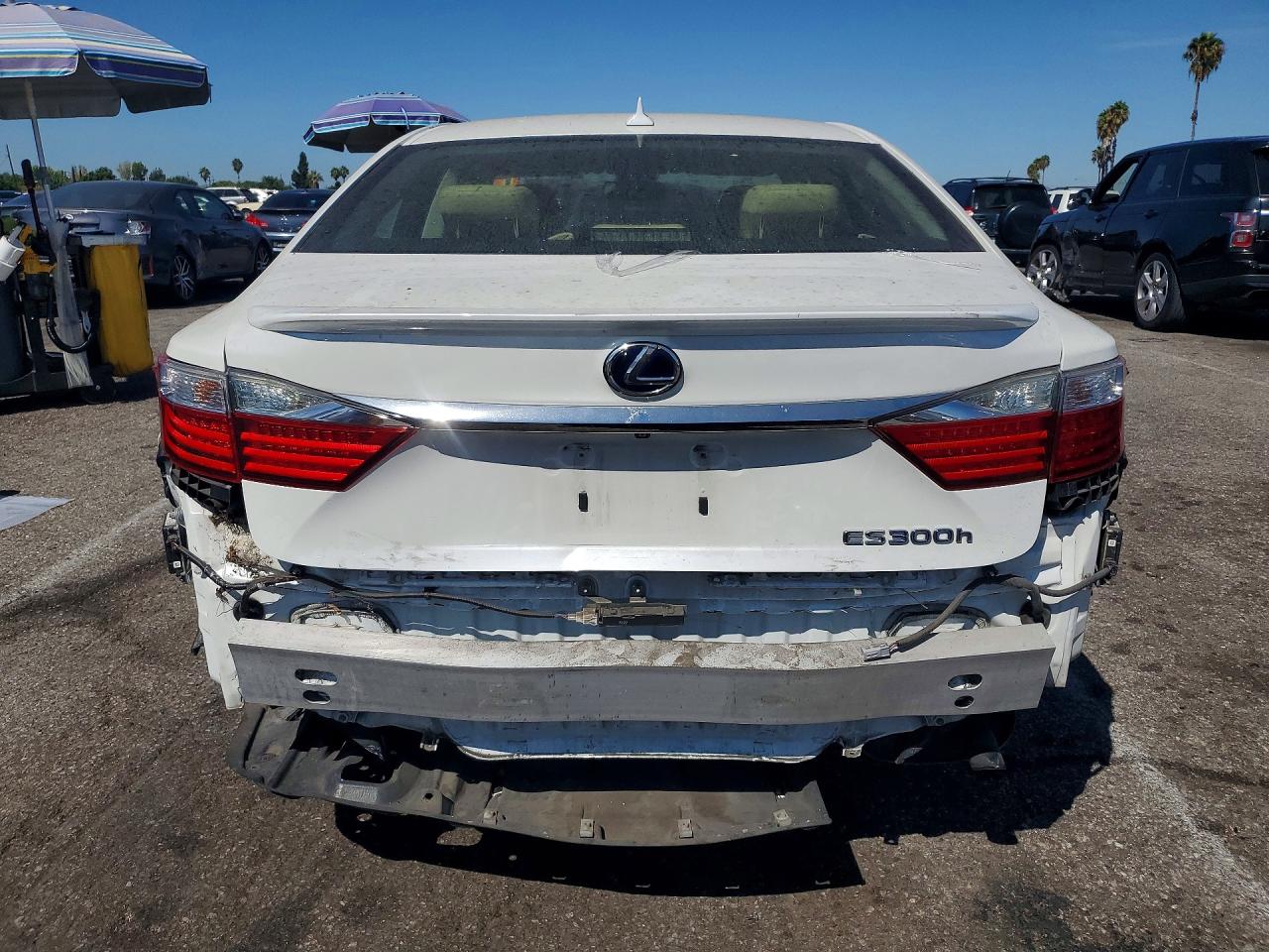 2013 Lexus Es 300h White vin: JTHBW1GG8D2028914