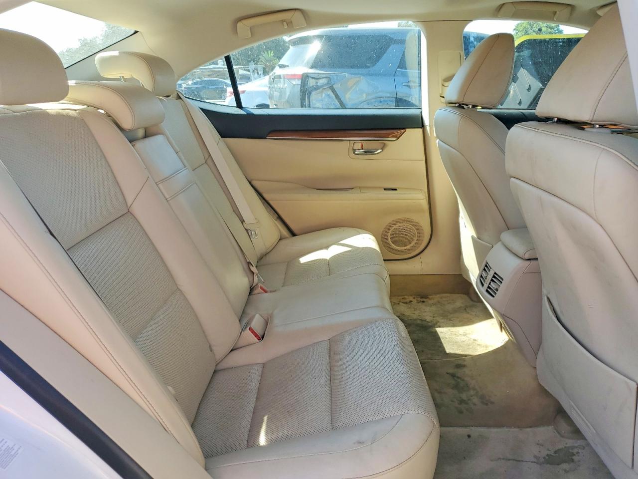 2013 Lexus Es 300h White vin: JTHBW1GG8D2028914