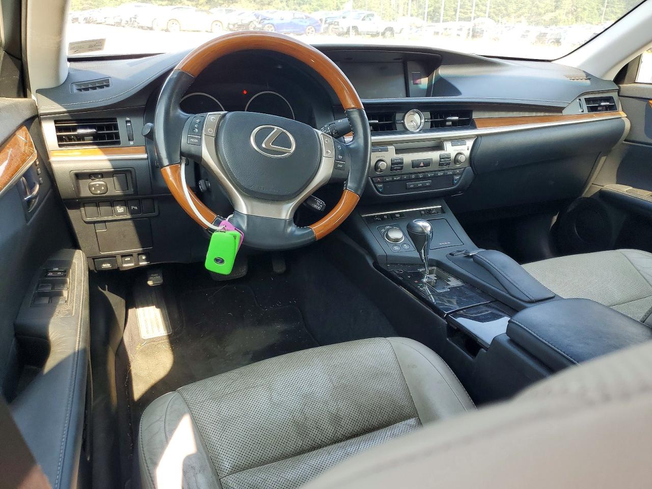 2013 Lexus Es 300h Silver vin: JTHBW1GG8D2034115