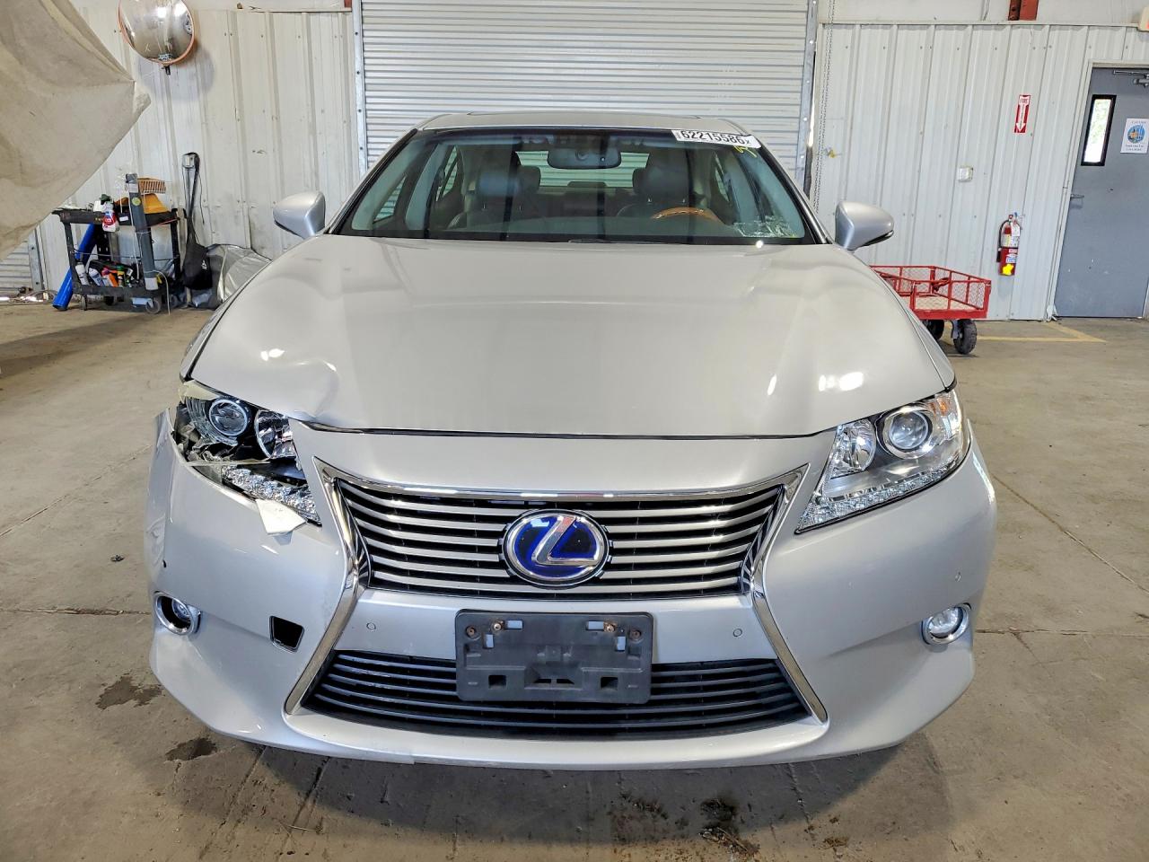 2014 Lexus Es 300h Silver vin: JTHBW1GG8E2039543