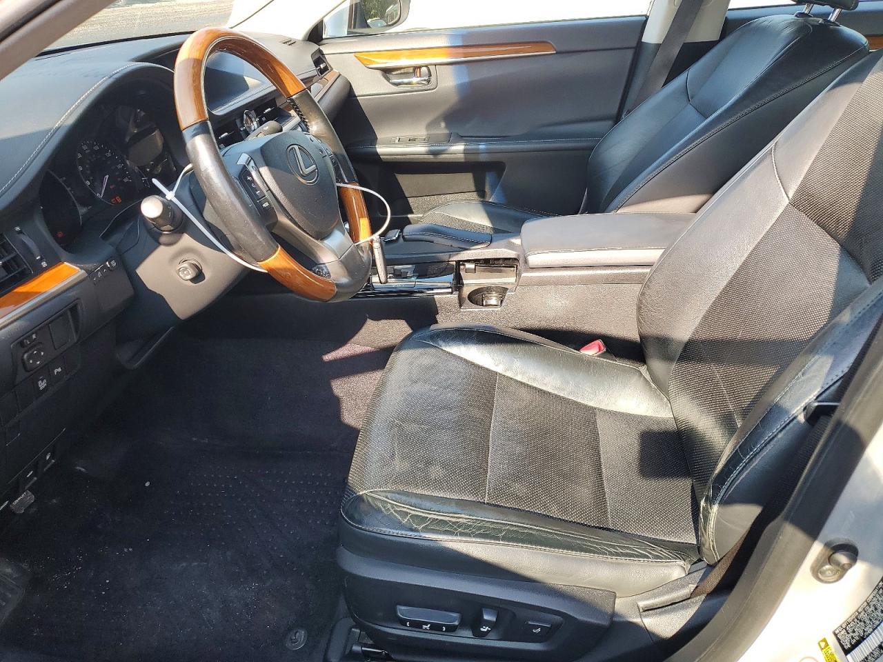2014 Lexus Es 300h Silver vin: JTHBW1GG8E2039543