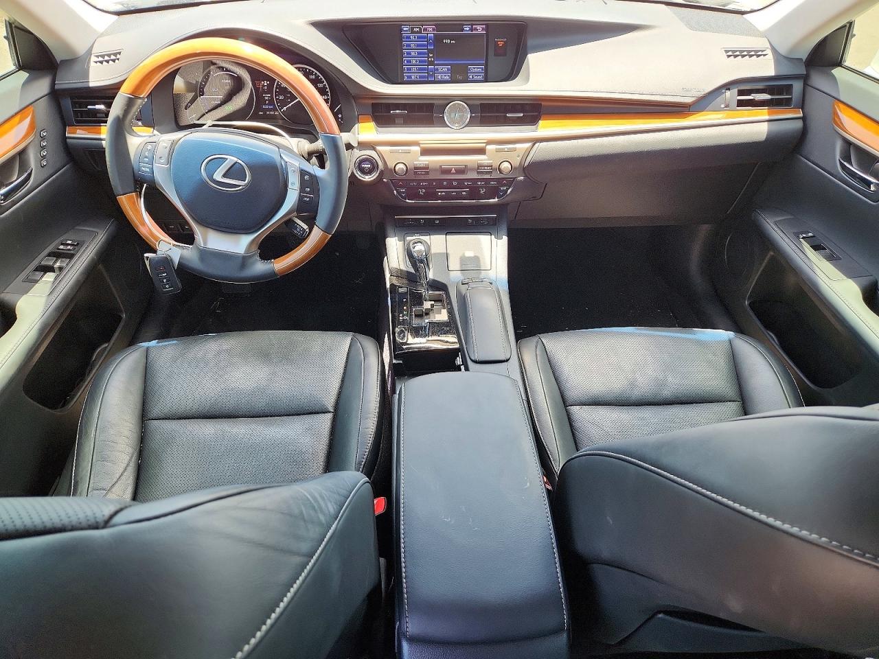 2014 Lexus Es 300h Белый vin: JTHBW1GG8E2048811