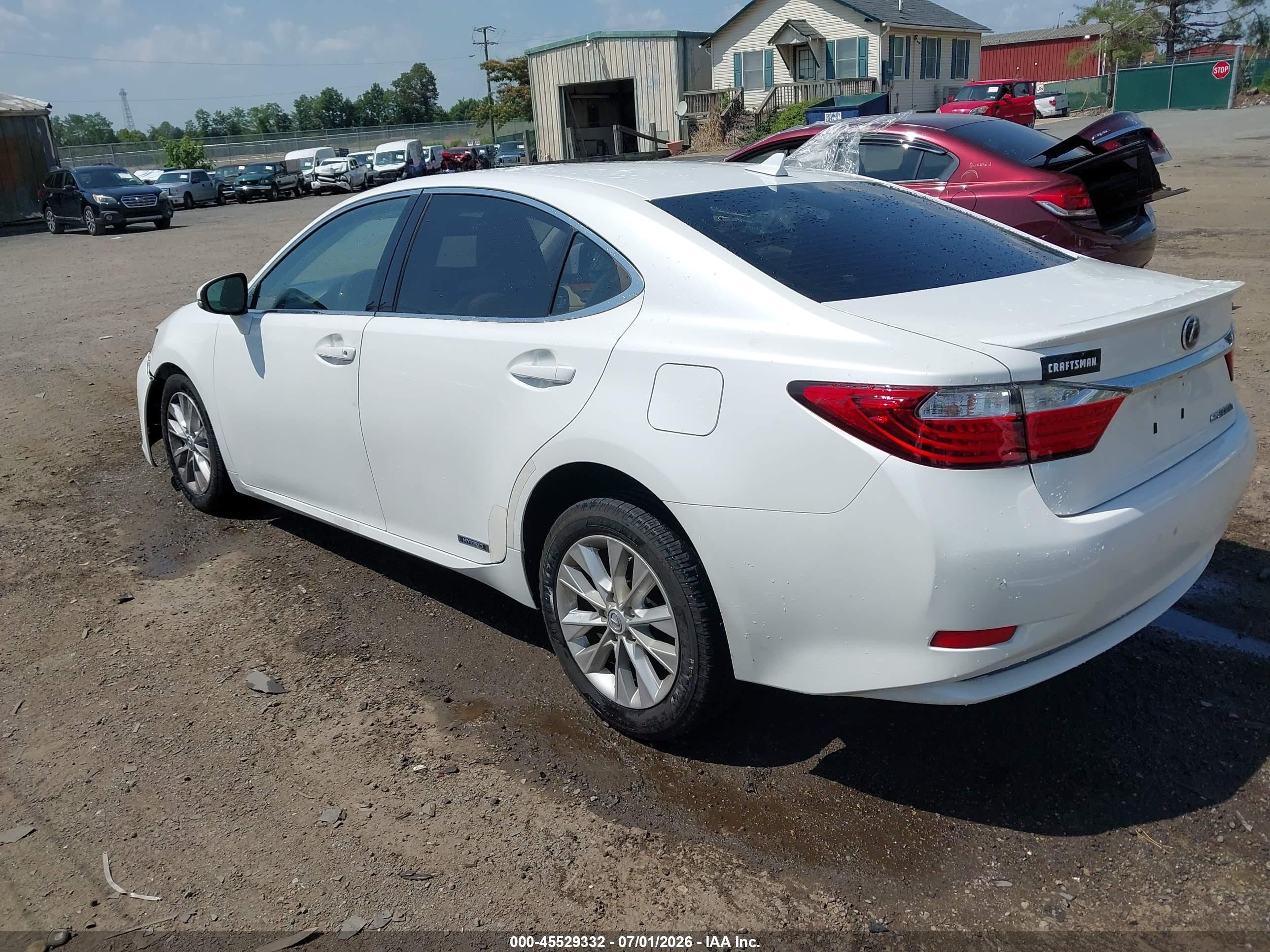 2014 Lexus Es 300h White vin: JTHBW1GG8E2055161