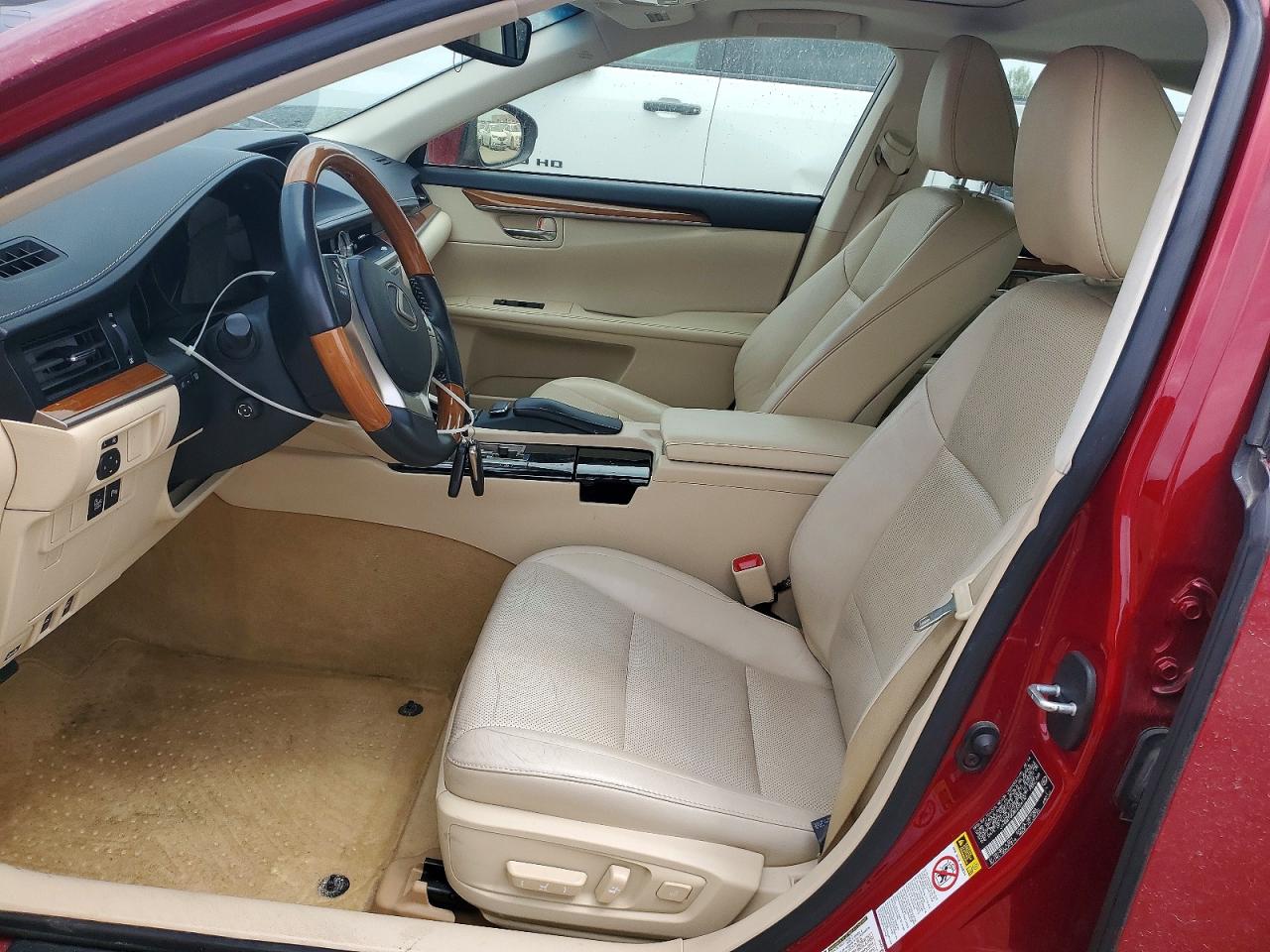 2014 Lexus Es 300h Red vin: JTHBW1GG8E2056133