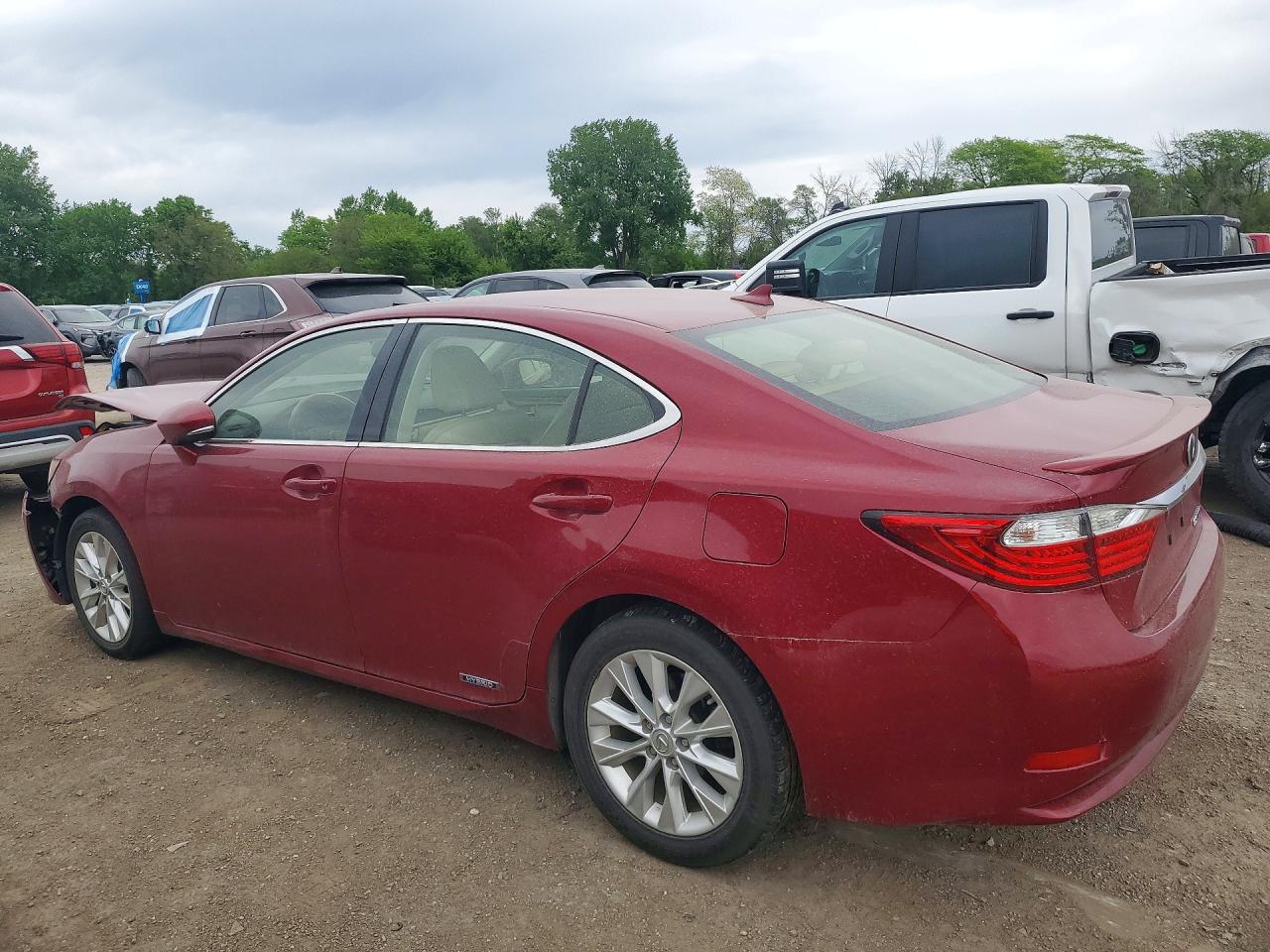 2014 Lexus Es 300h Red vin: JTHBW1GG8E2056133