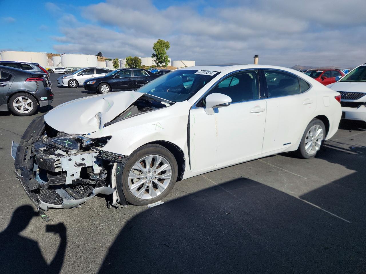 2015 Lexus Es 300h White vin: JTHBW1GG8F2082684