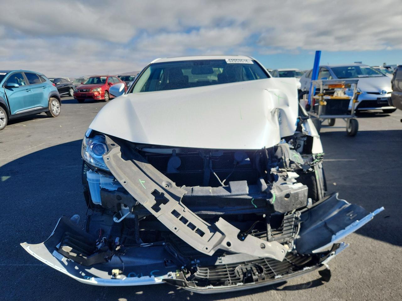 2015 Lexus Es 300h White vin: JTHBW1GG8F2082684
