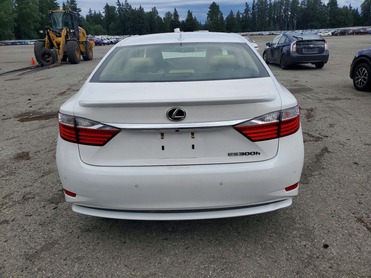 2015 Lexus Es 300h White vin: JTHBW1GG8F2084449