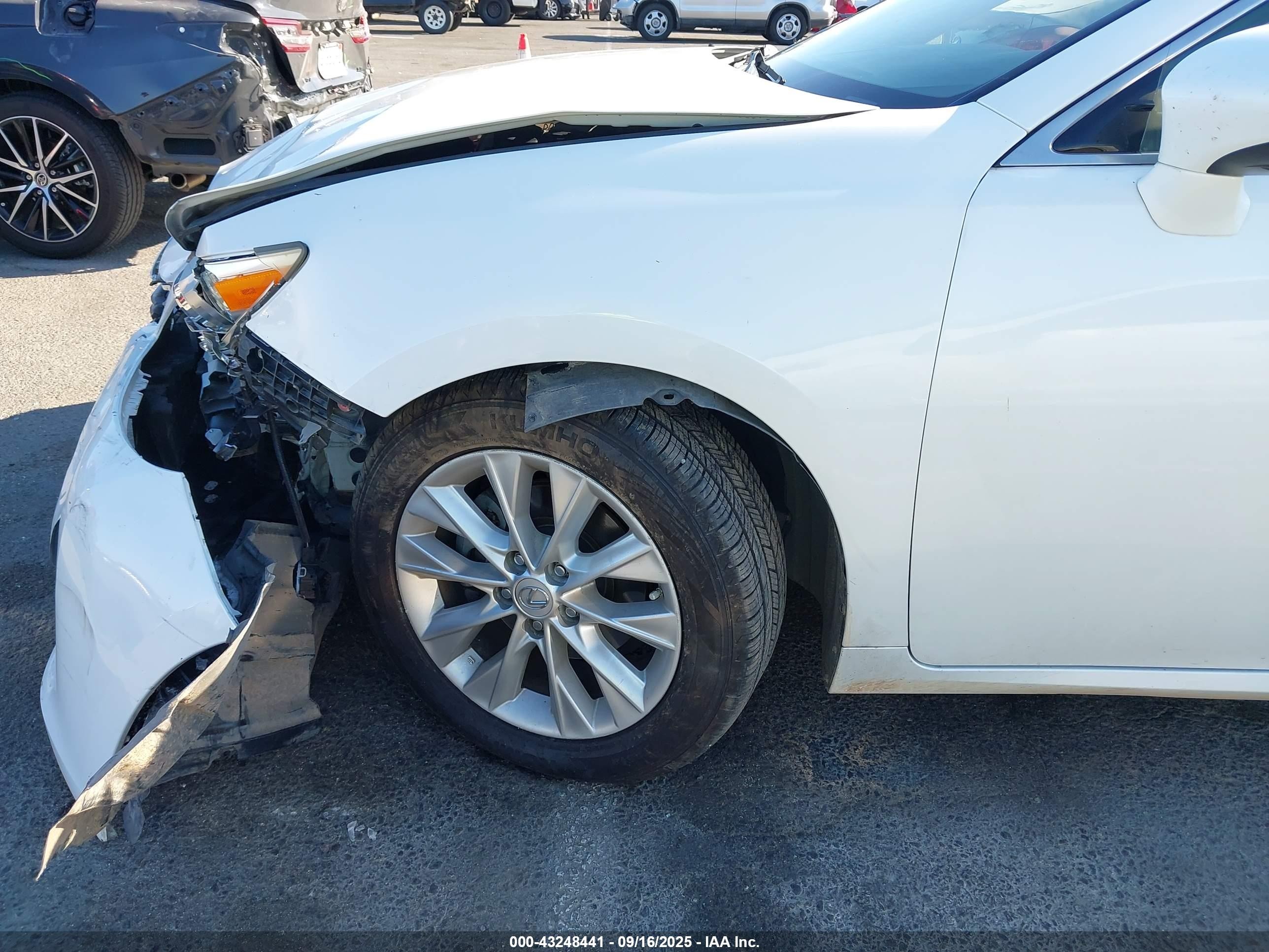2015 Lexus Es 300h   White vin: JTHBW1GG8F2085648