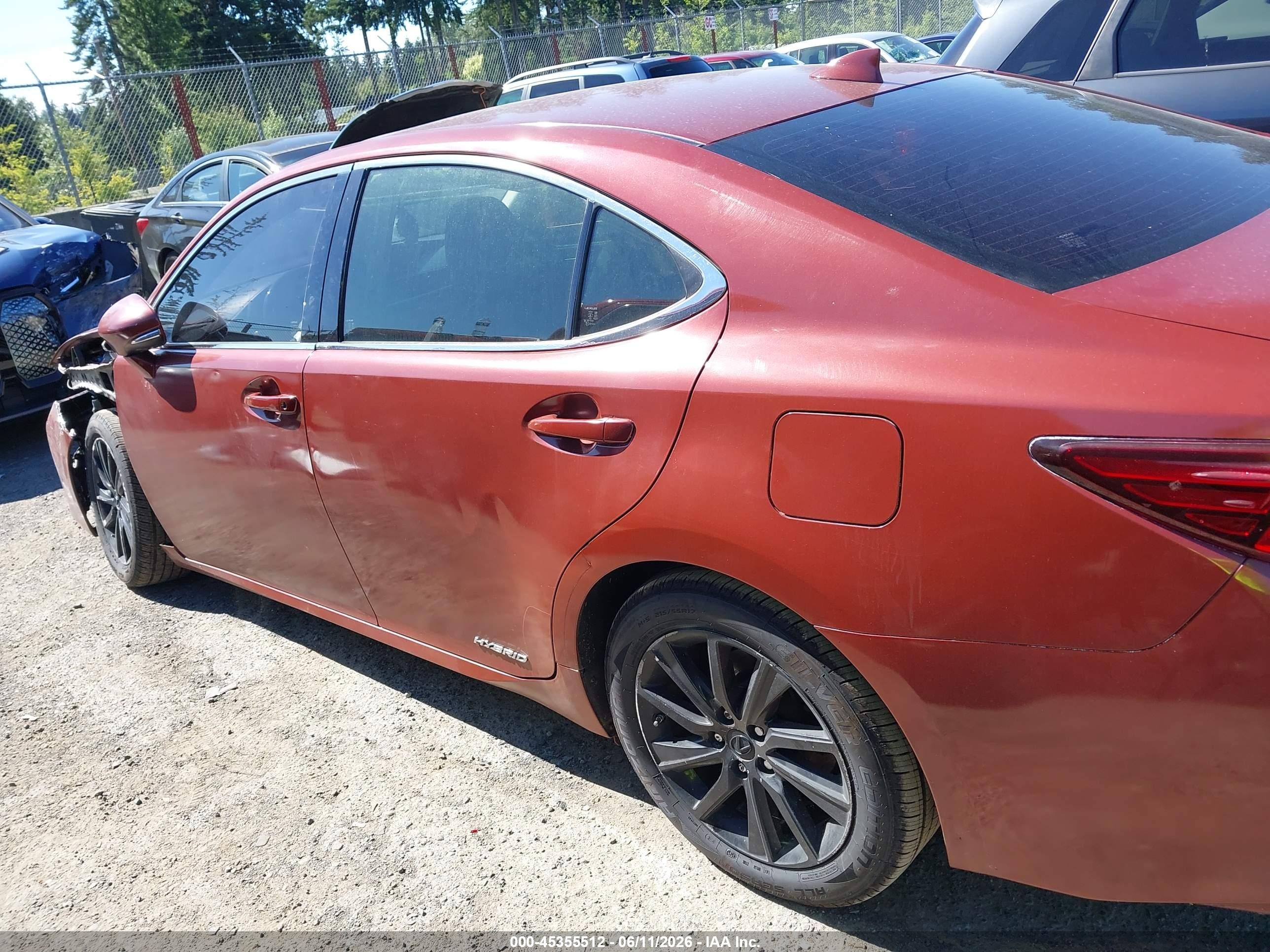 2017 Lexus Es 300h   Red vin: JTHBW1GG8H2142238