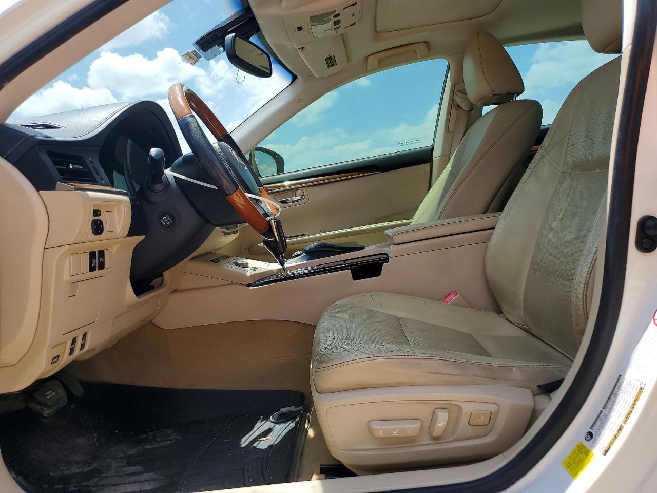 2013 Lexus Es 300h White vin: JTHBW1GG9D2010583