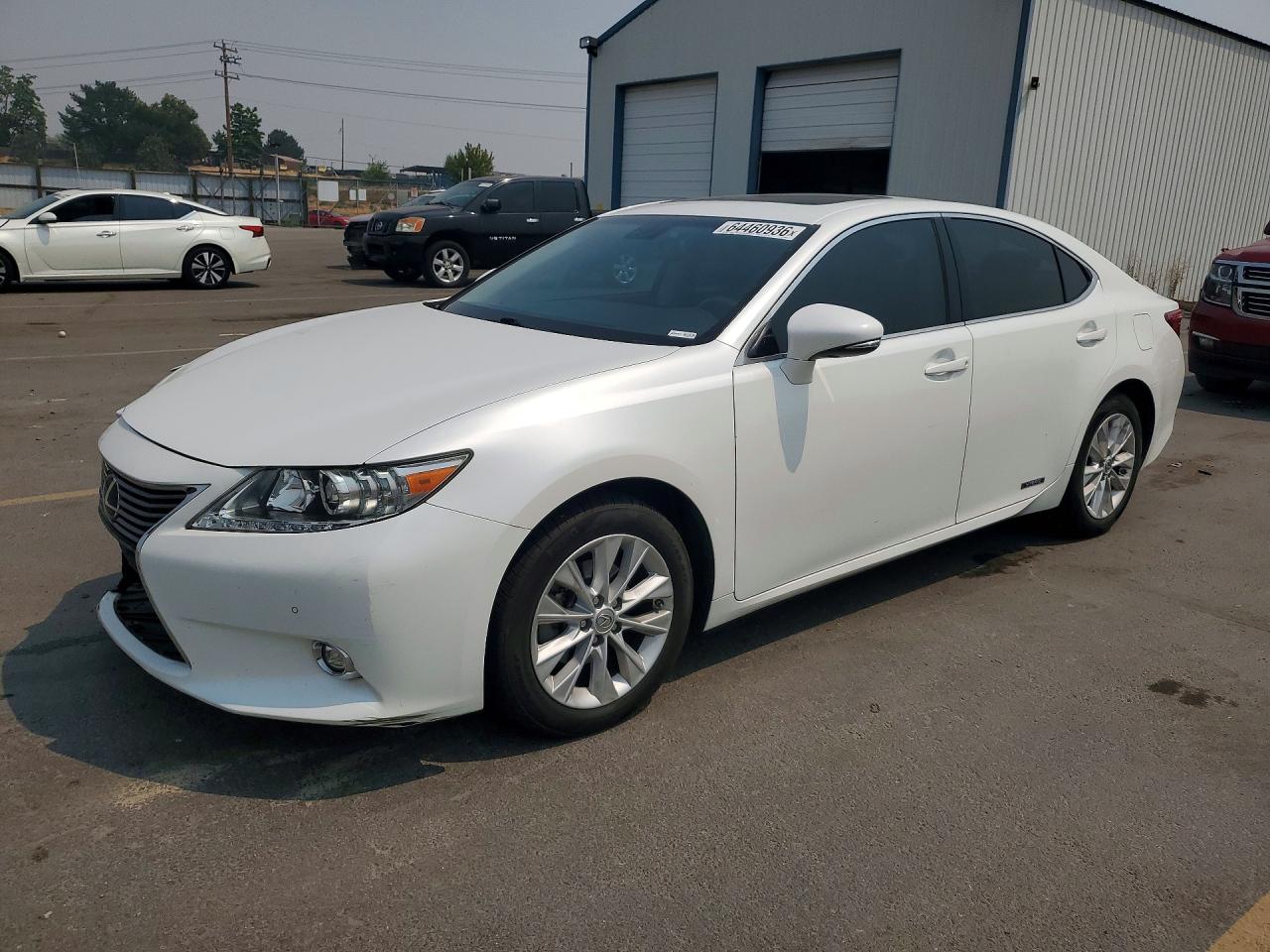2014 Lexus Es 300h White vin: JTHBW1GG9E2042788