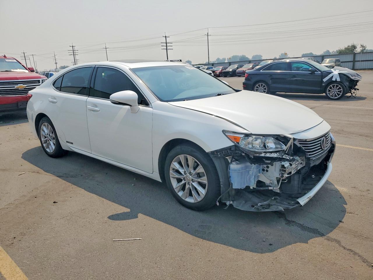 2014 Lexus Es 300h White vin: JTHBW1GG9E2042788