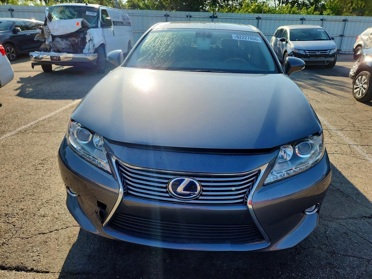 2014 Lexus Es 300h Gray vin: JTHBW1GG9E2066072