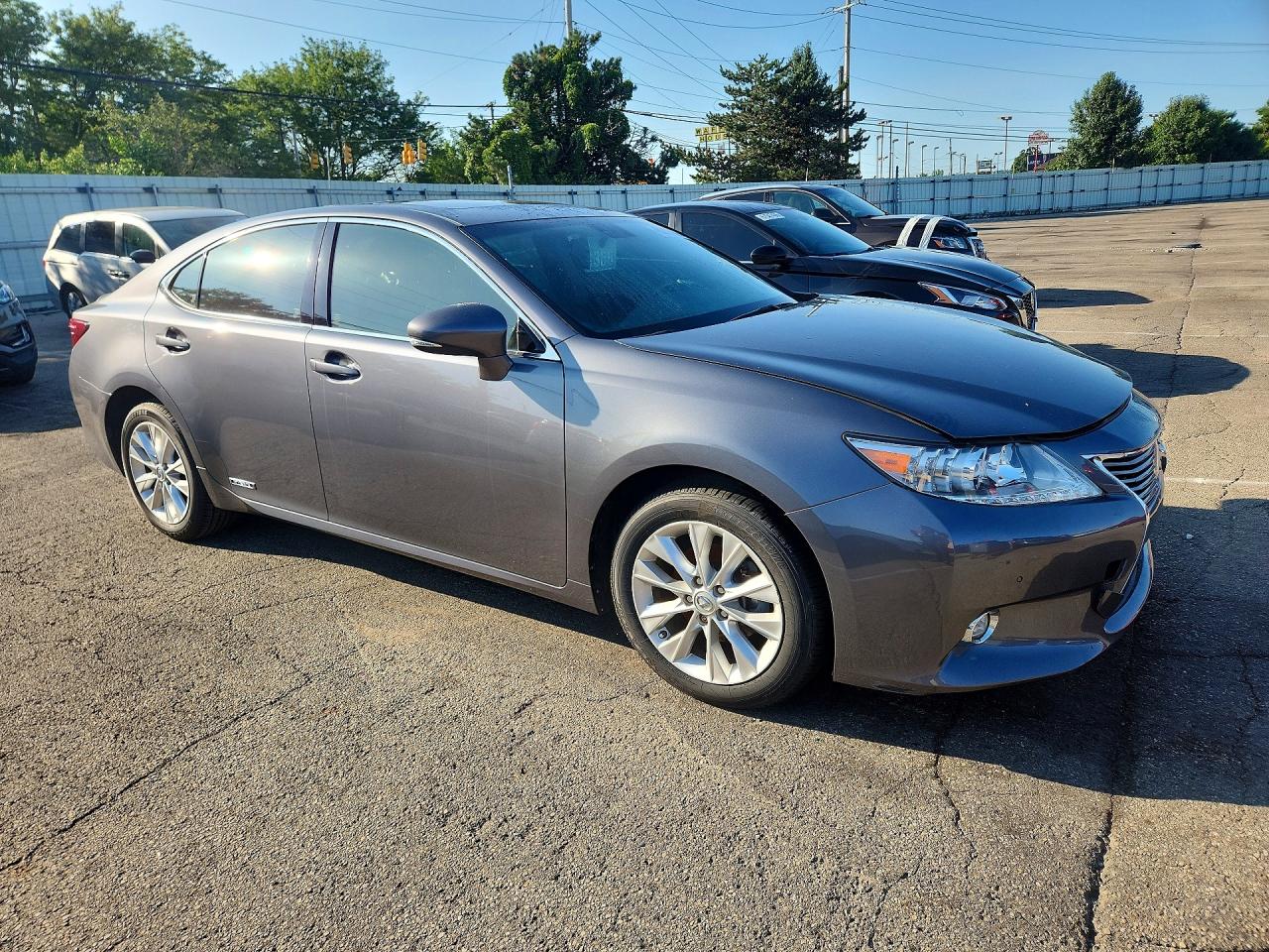 2014 Lexus Es 300h Gray vin: JTHBW1GG9E2066072