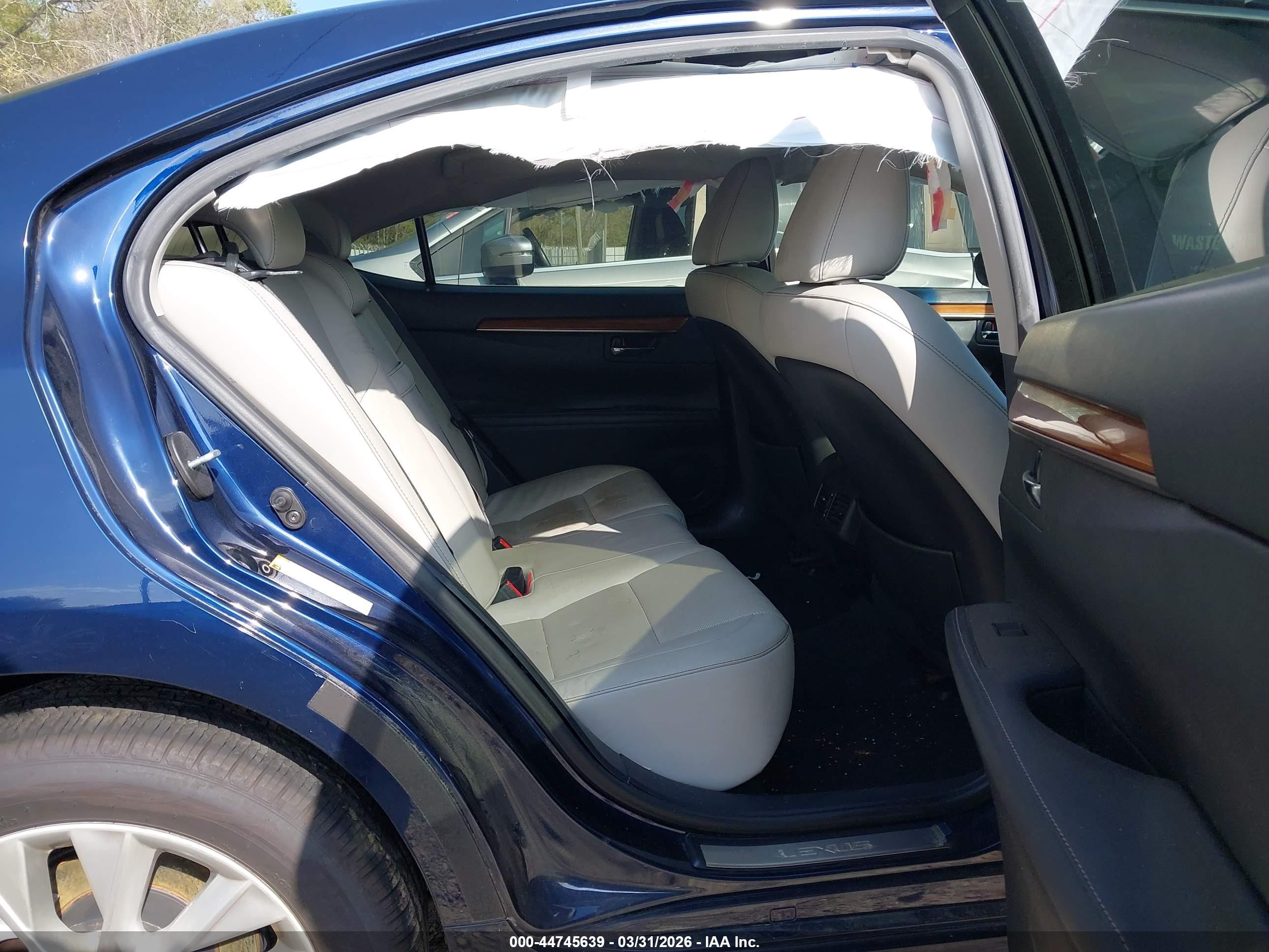 2015 Lexus Es 300h   Blue vin: JTHBW1GG9F2092592