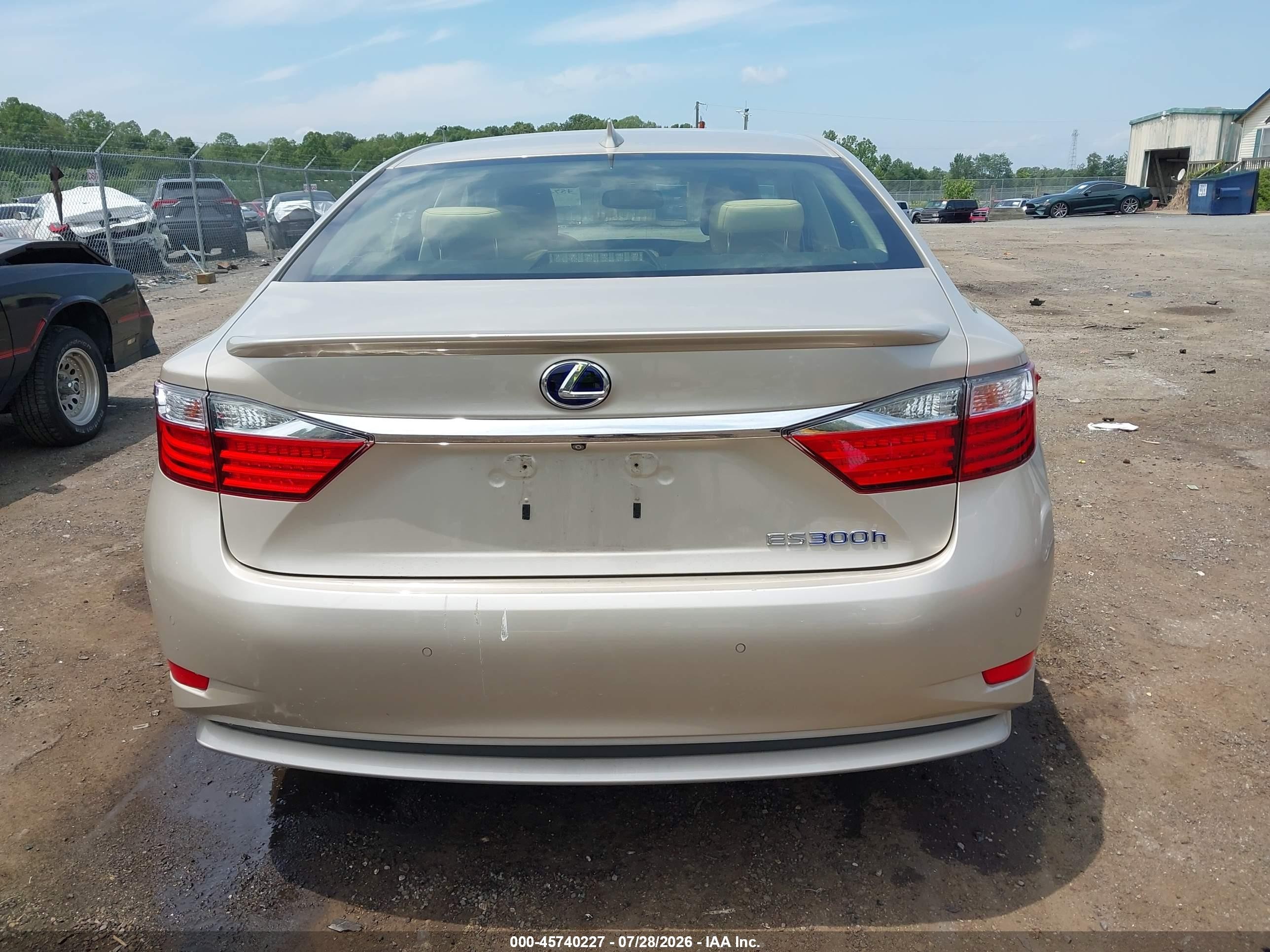 2015 Lexus Es 300h   Champagne vin: JTHBW1GG9F2094360