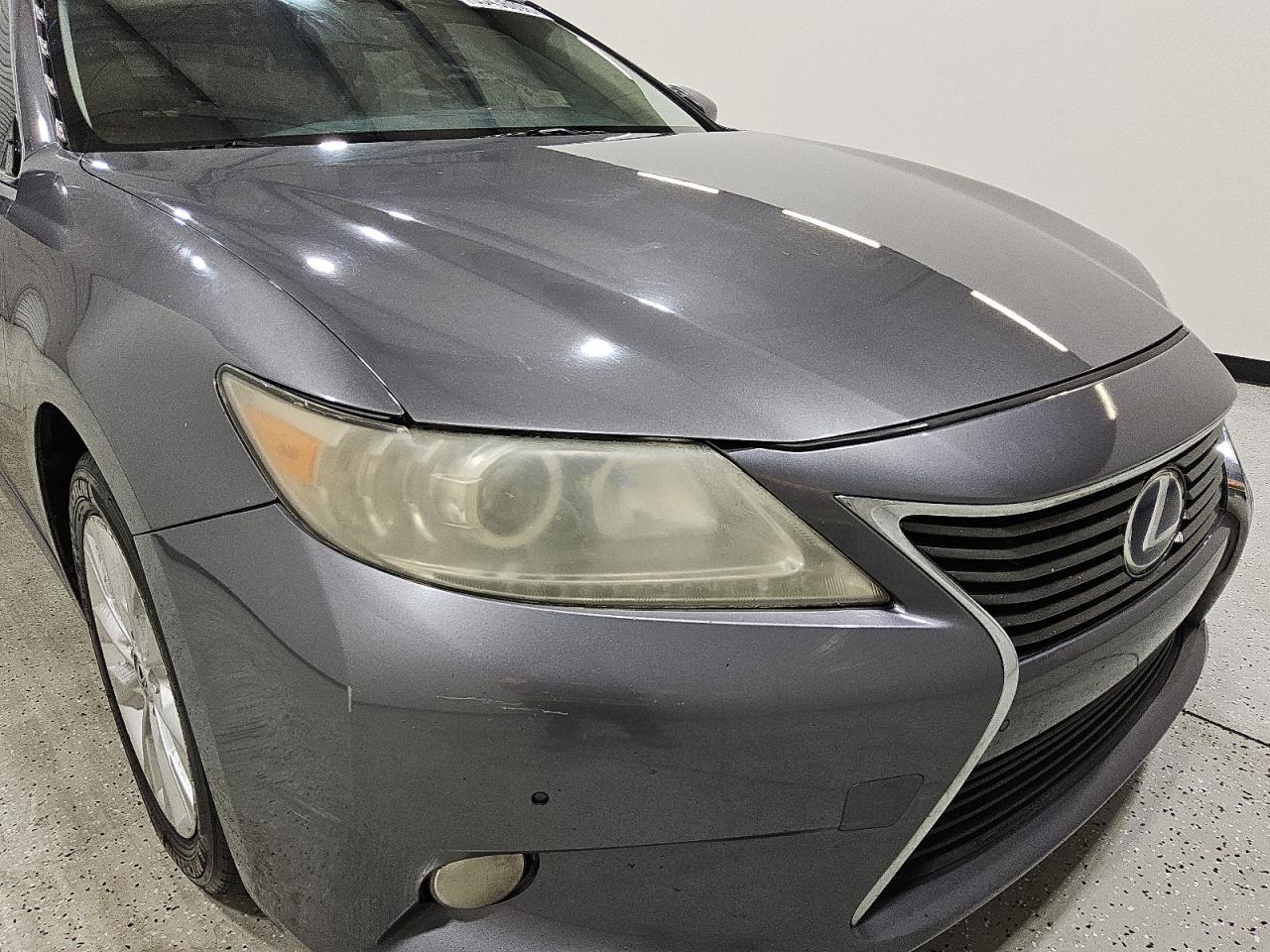 2013 Lexus Es 300h Blue vin: JTHBW1GGXD2004601 Damage: Front Bumper, Multiple Scratches Light, 5