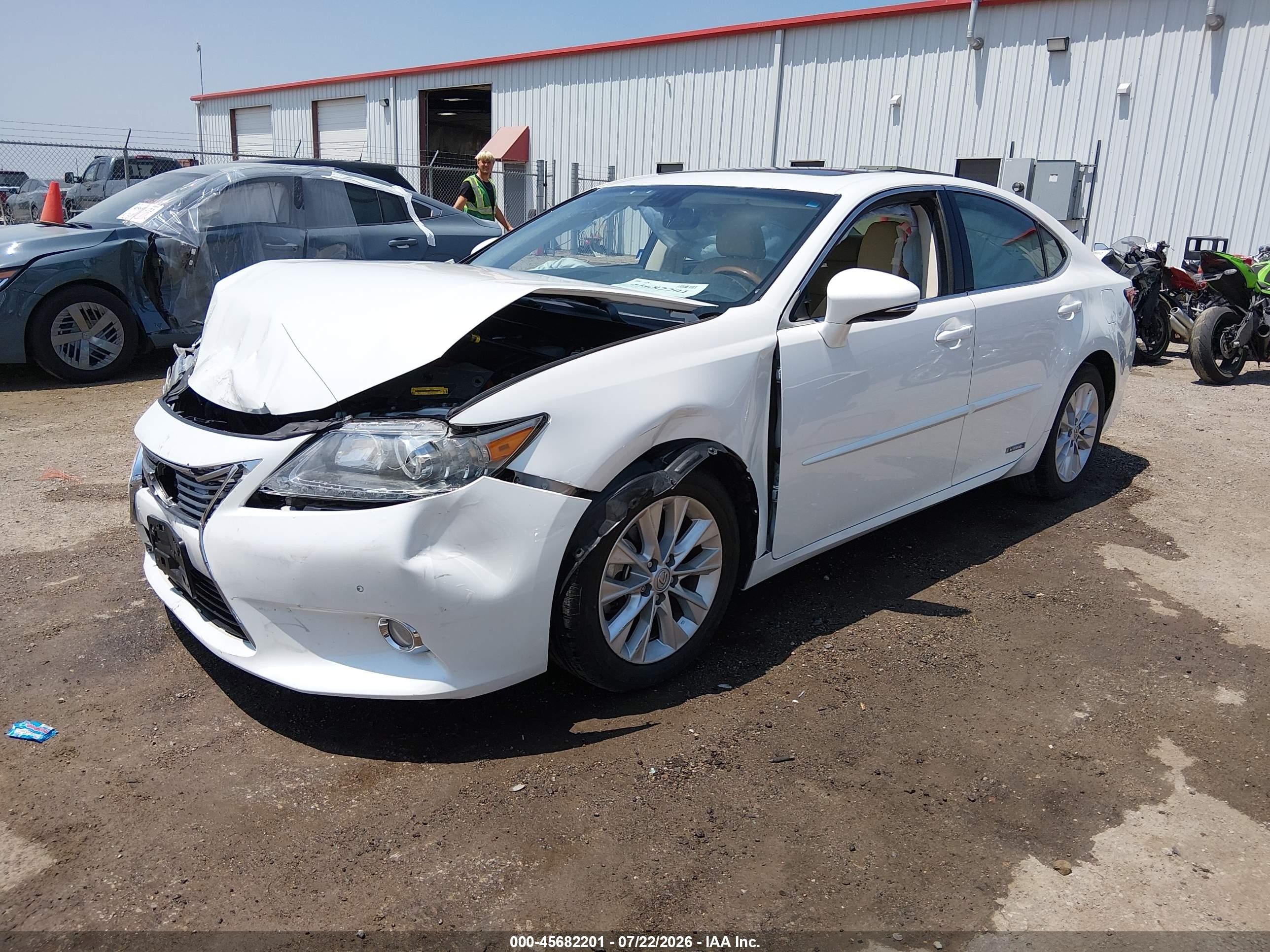 2013 Lexus Es 300h White vin: JTHBW1GGXD2006932