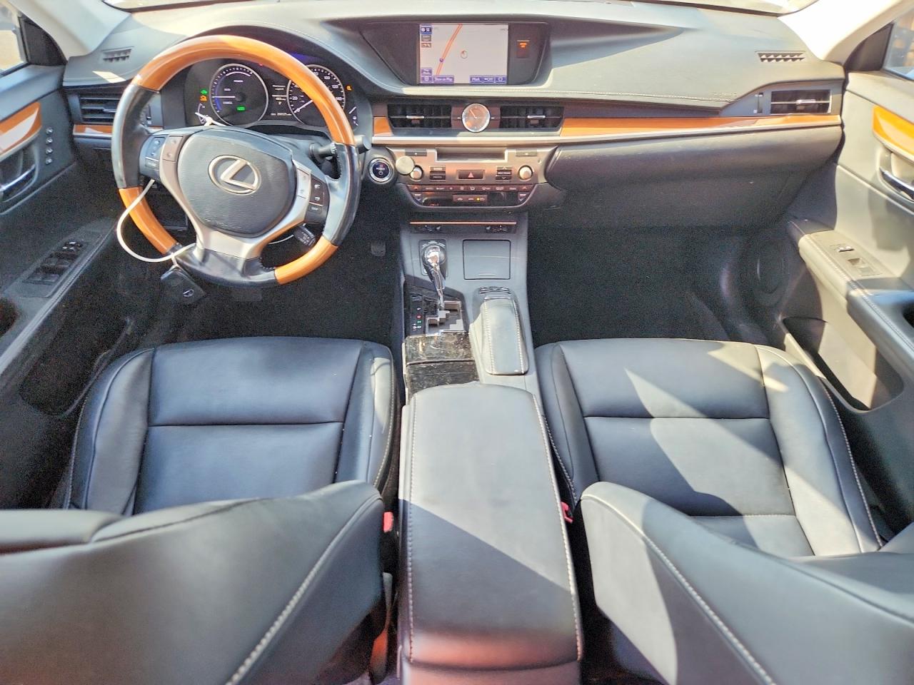 2013 Lexus Es 300h White vin: JTHBW1GGXD2016389