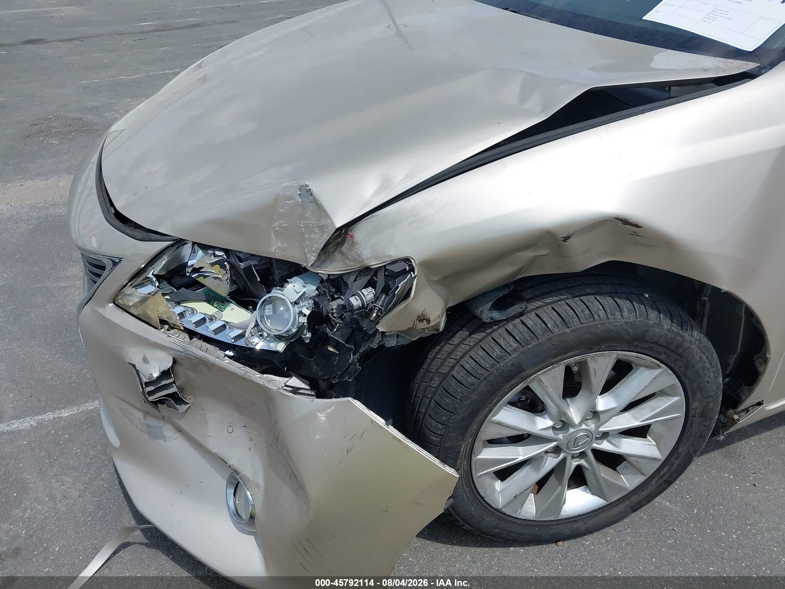 2013 Lexus Es 300h   Champagne vin: JTHBW1GGXD2038358