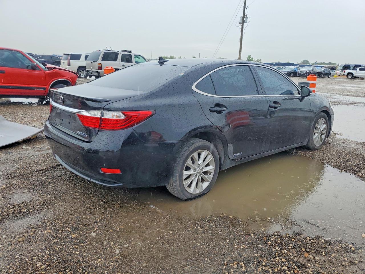 2014 Lexus Es 300h Black vin: JTHBW1GGXE2050818