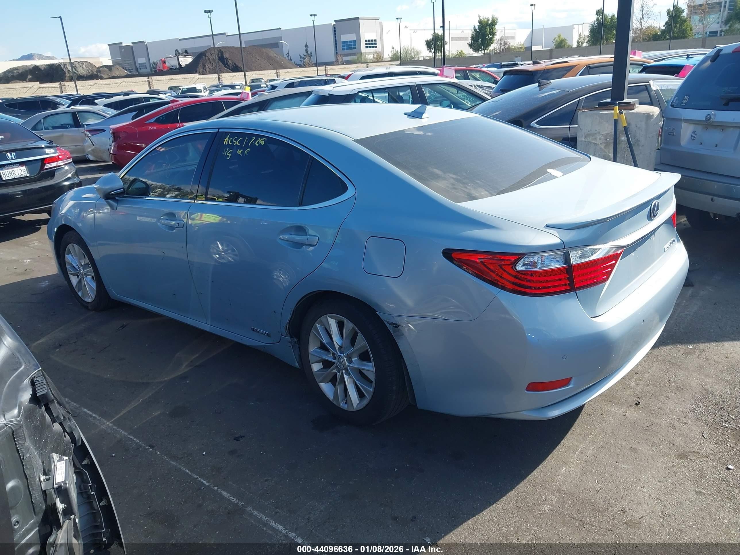 2014 Lexus Es 300h   Light Blue vin: JTHBW1GGXE2060359