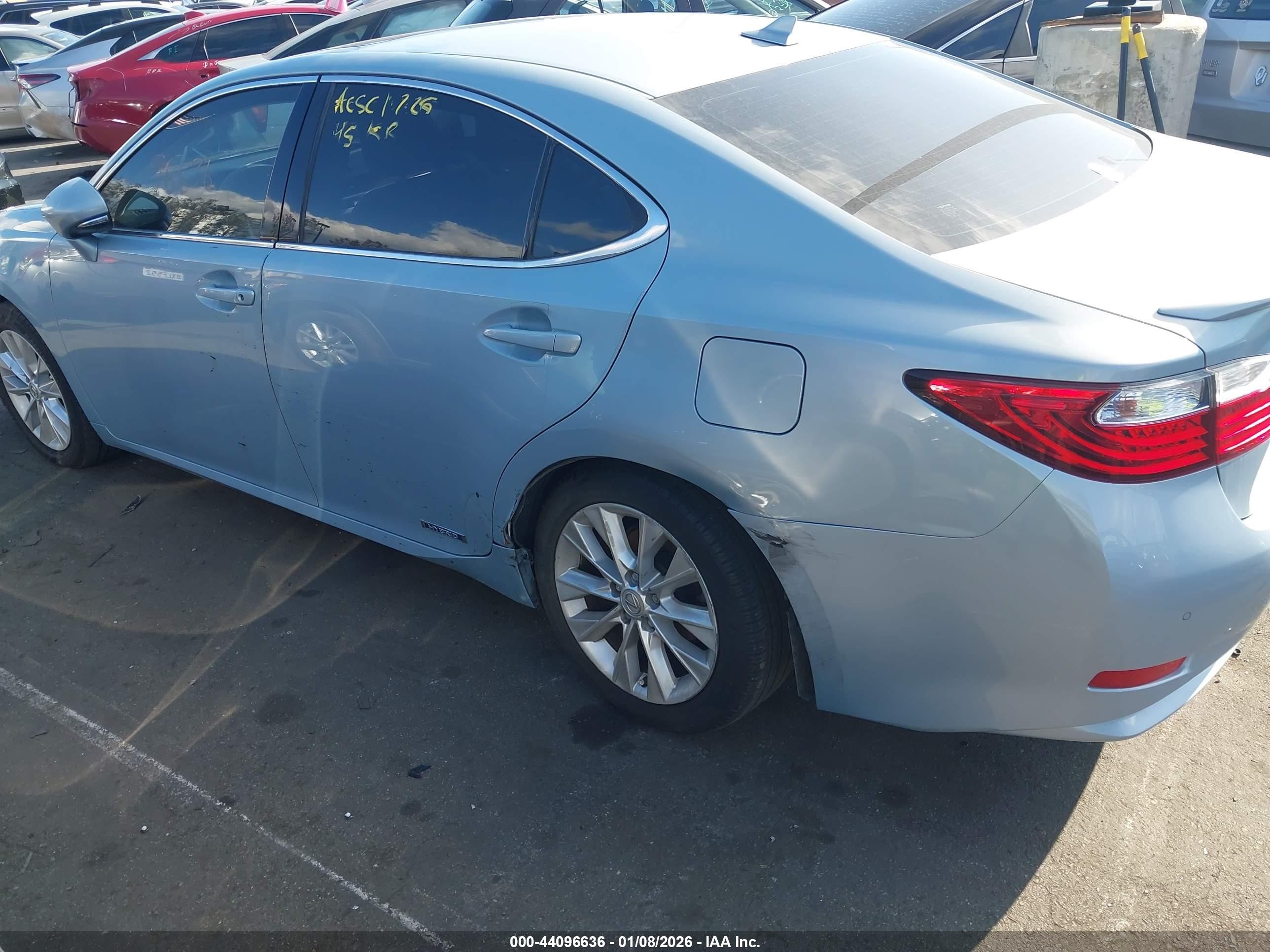2014 Lexus Es 300h   Light Blue vin: JTHBW1GGXE2060359