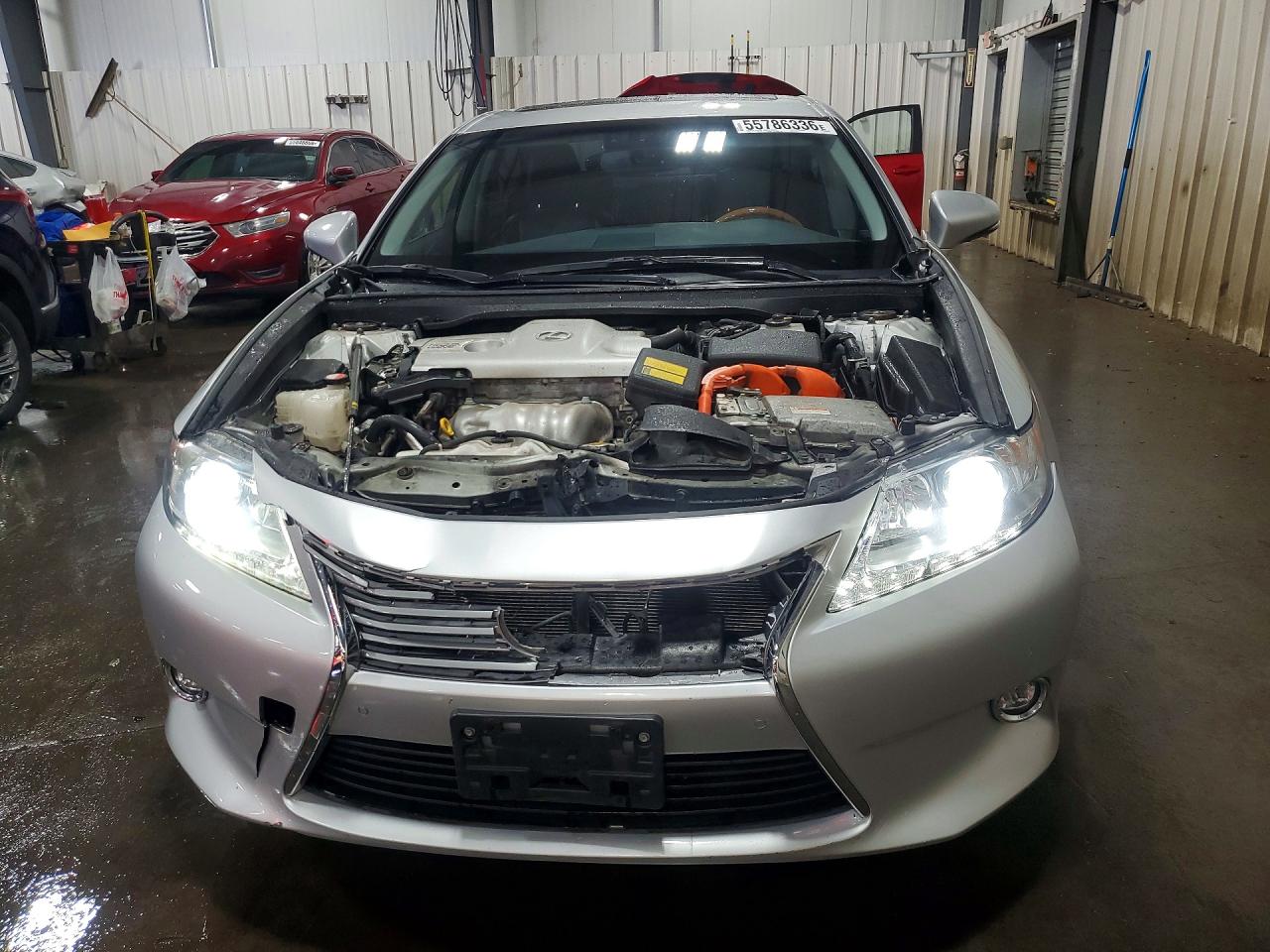 2014 Lexus Es 300h Silver vin: JTHBW1GGXE2061012
