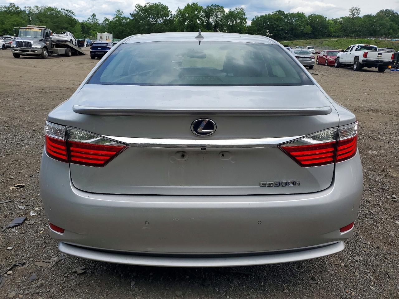 2014 Lexus Es 300h Silver vin: JTHBW1GGXE2061124