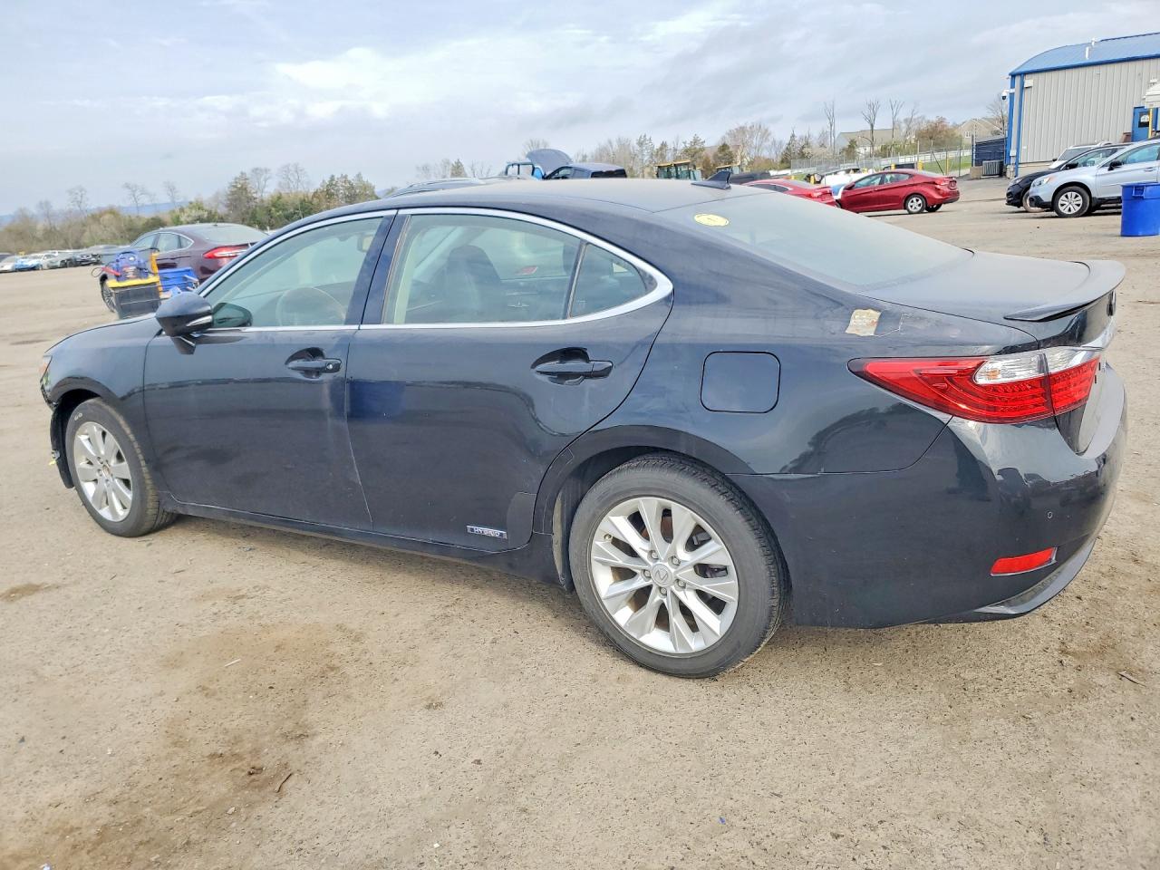 2014 Lexus Es Black vin: JTHBW1GGXE2065688