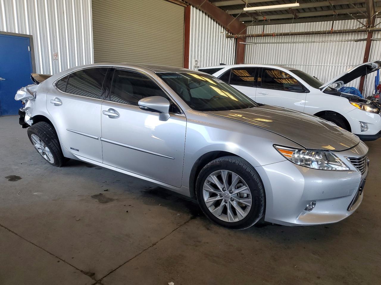 2014 Lexus Es 300h Серый vin: JTHBW1GGXE2073922
