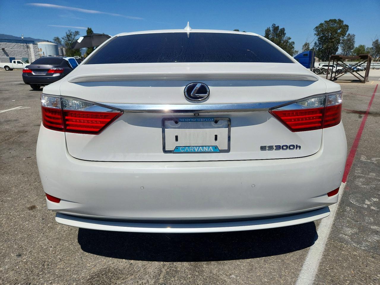 2015 Lexus Es 300h White vin: JTHBW1GGXF2084260