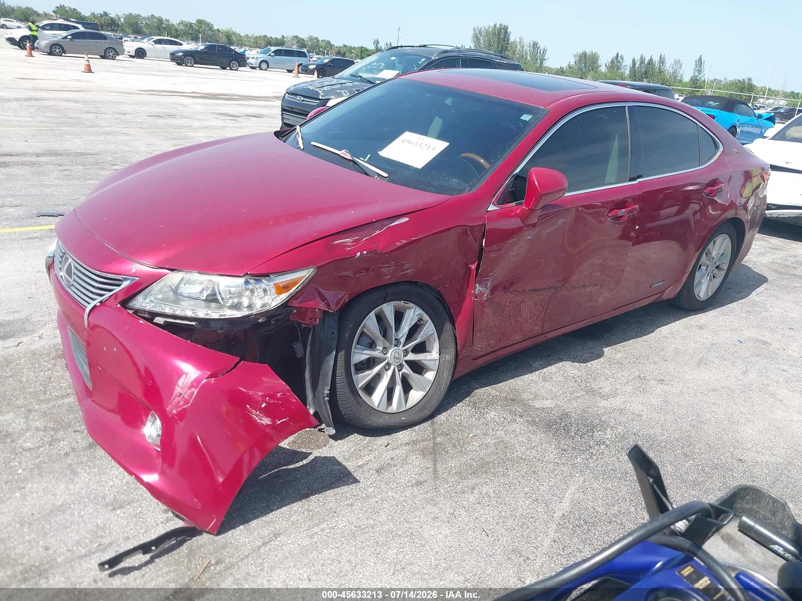 2015 Lexus Es 300h   Red vin: JTHBW1GGXF2086610