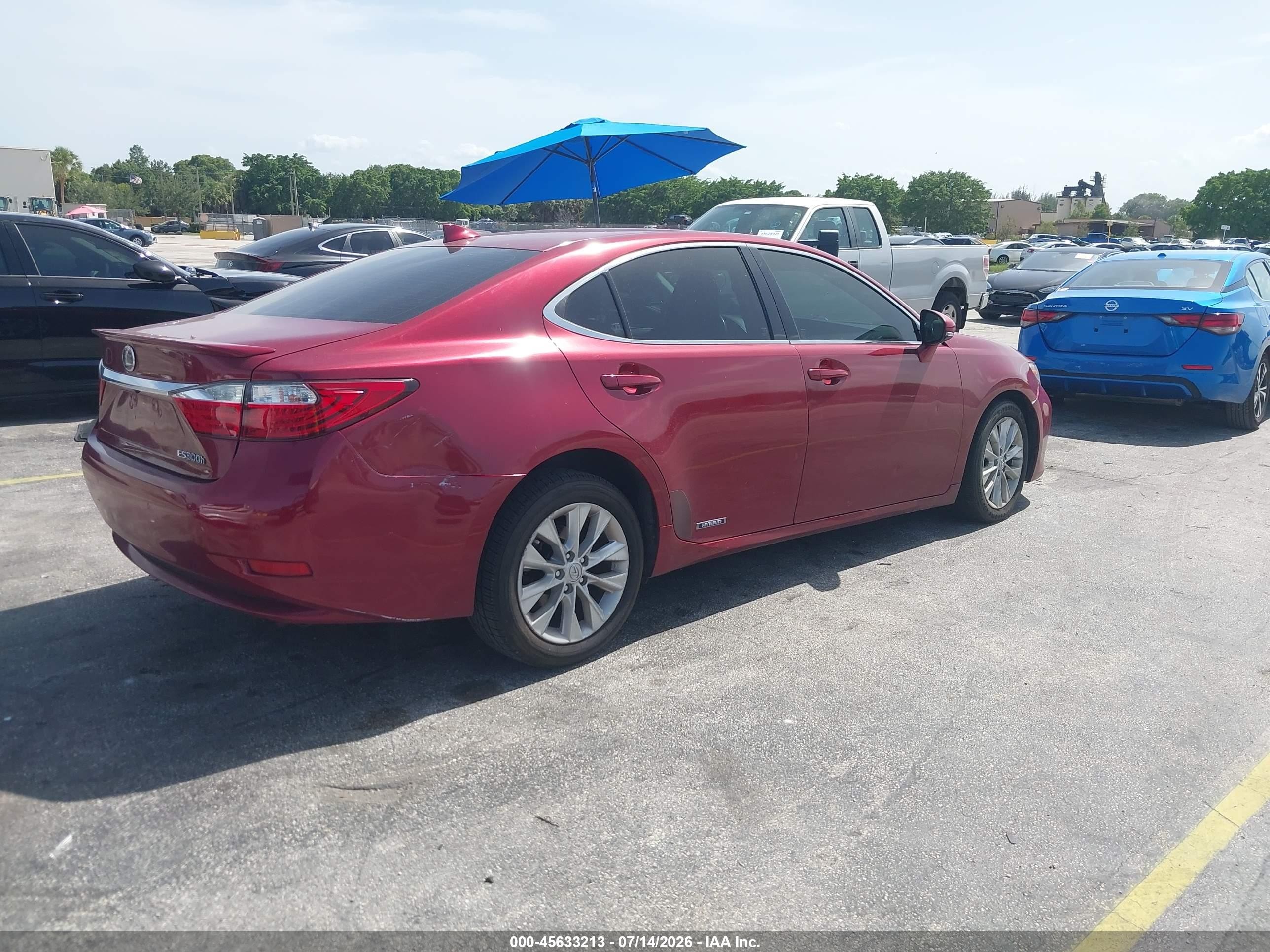 2015 Lexus Es 300h   Red vin: JTHBW1GGXF2086610