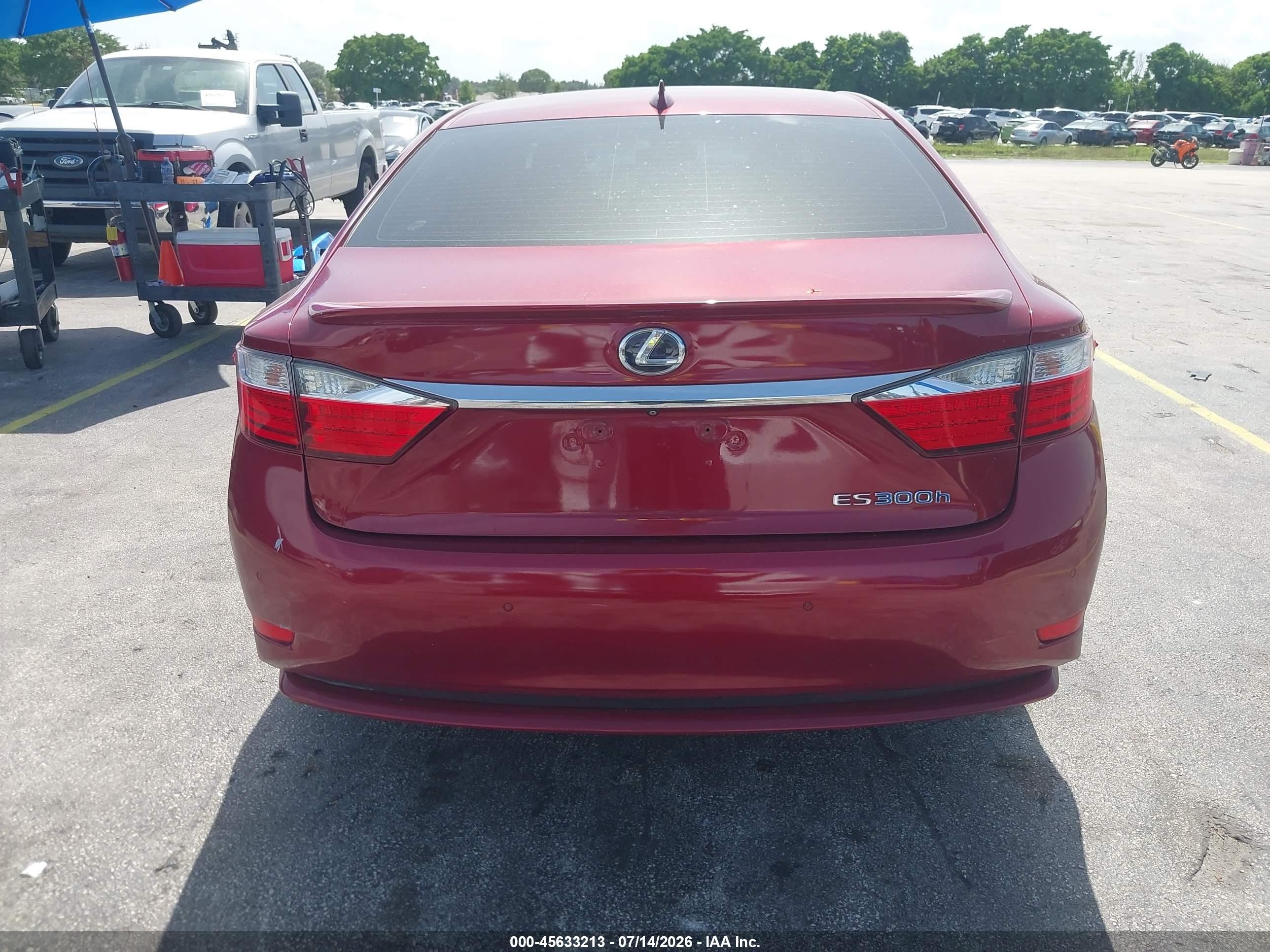 2015 Lexus Es 300h   Red vin: JTHBW1GGXF2086610
