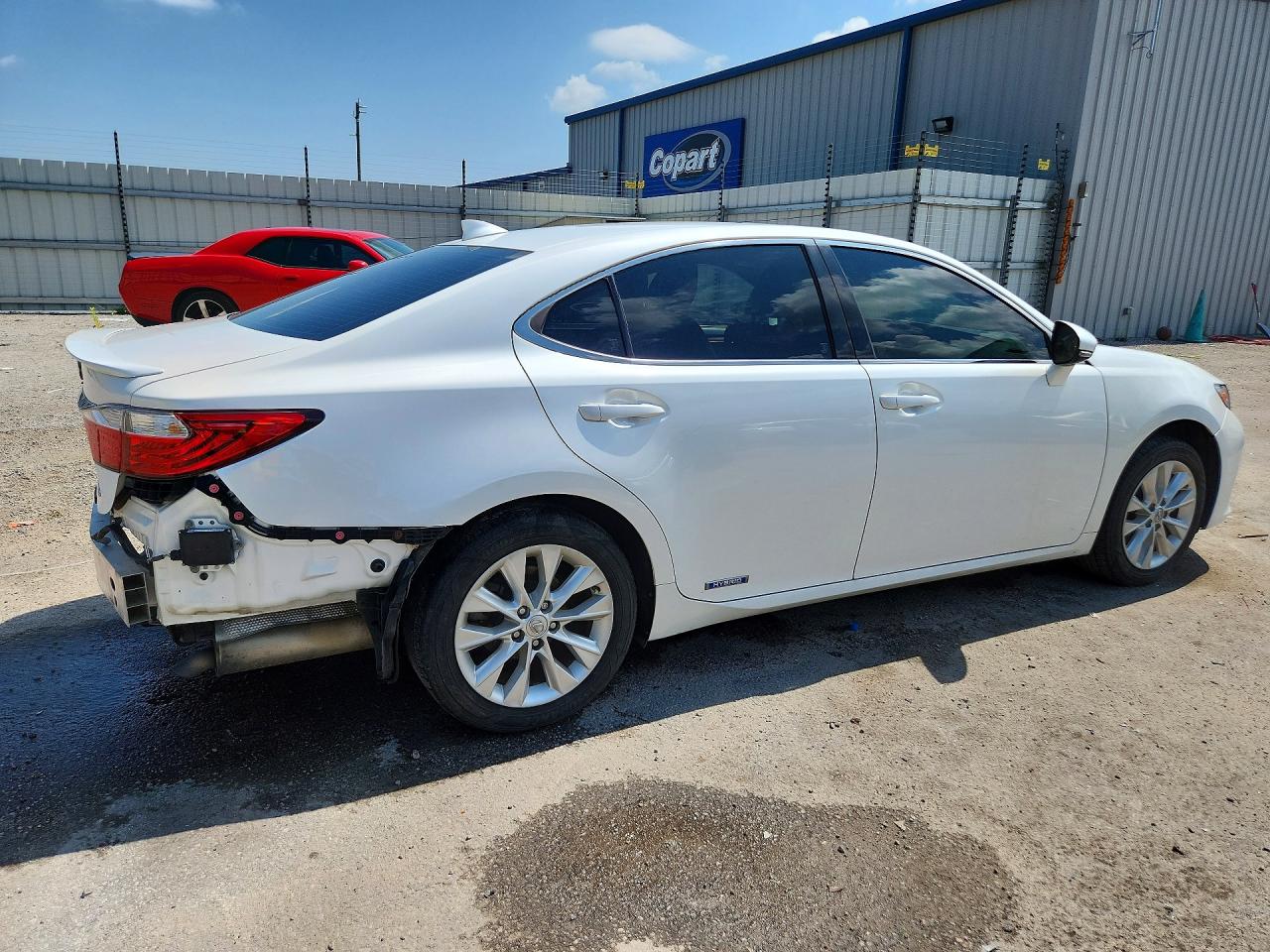 2015 Lexus Es 300h White vin: JTHBW1GGXF2089099
