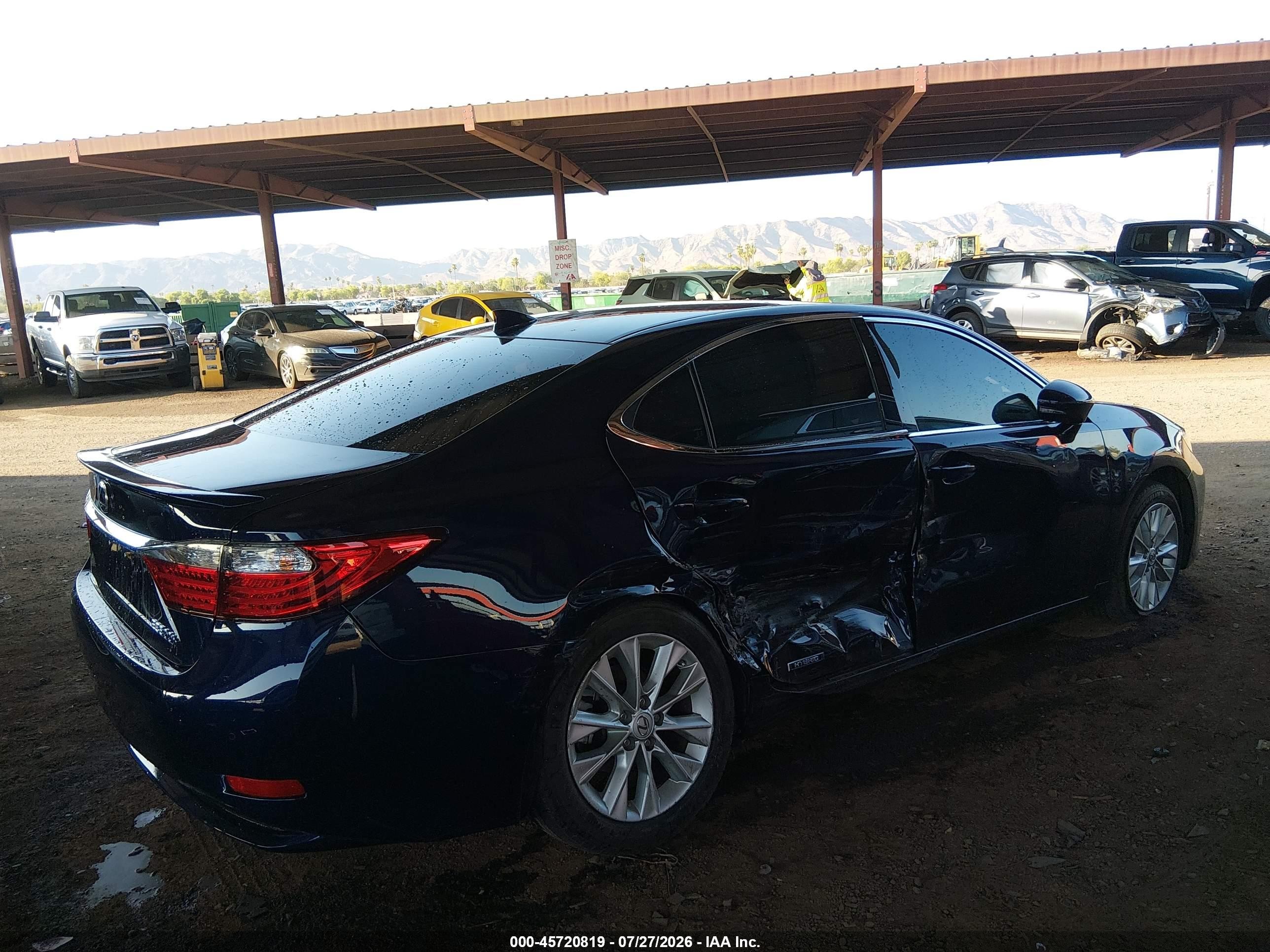 2015 Lexus Es 300h   Blue vin: JTHBW1GGXF2098773